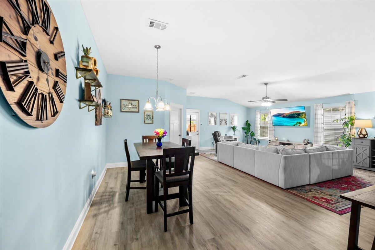First Addition to Navarre, - Residential