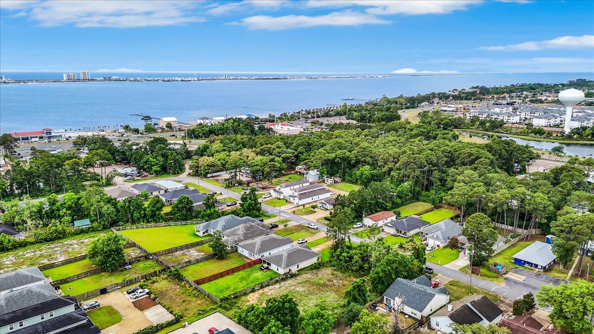 First Addition to Navarre, - Residential