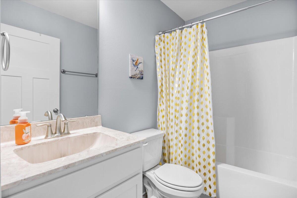First Addition to Navarre, - Residential