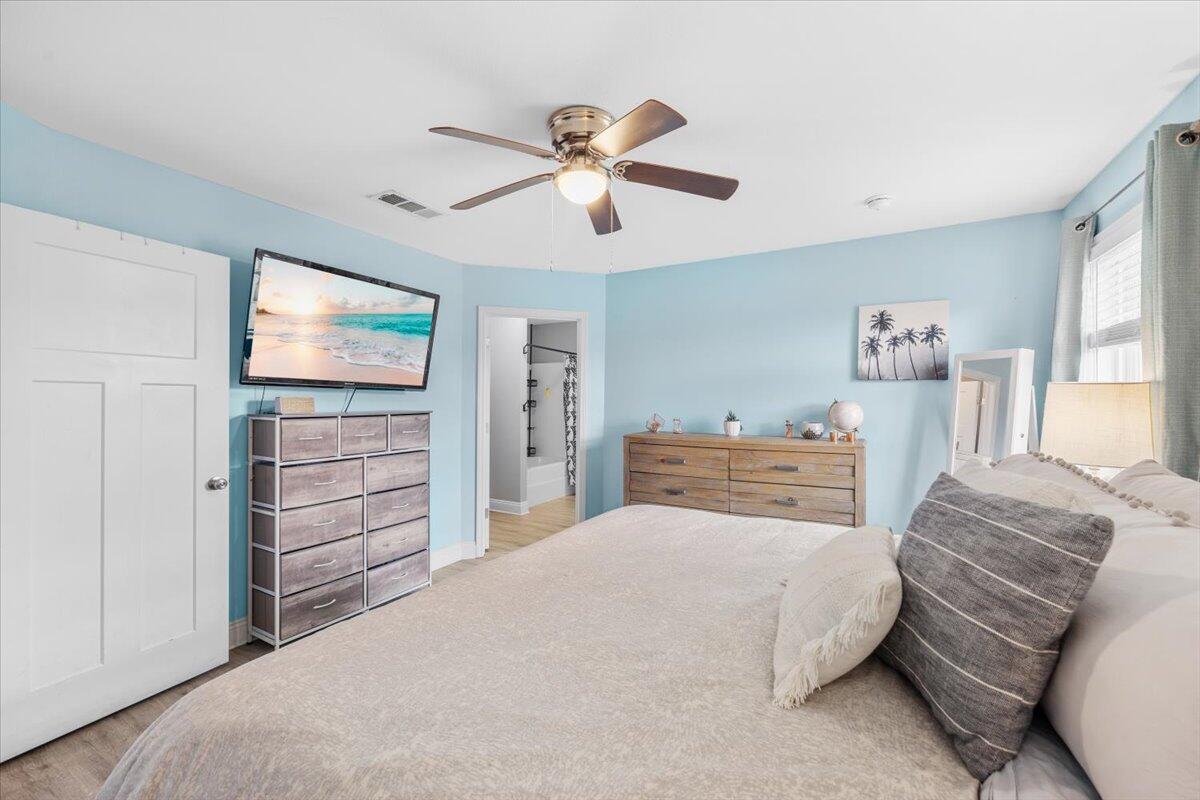 First Addition to Navarre, - Residential