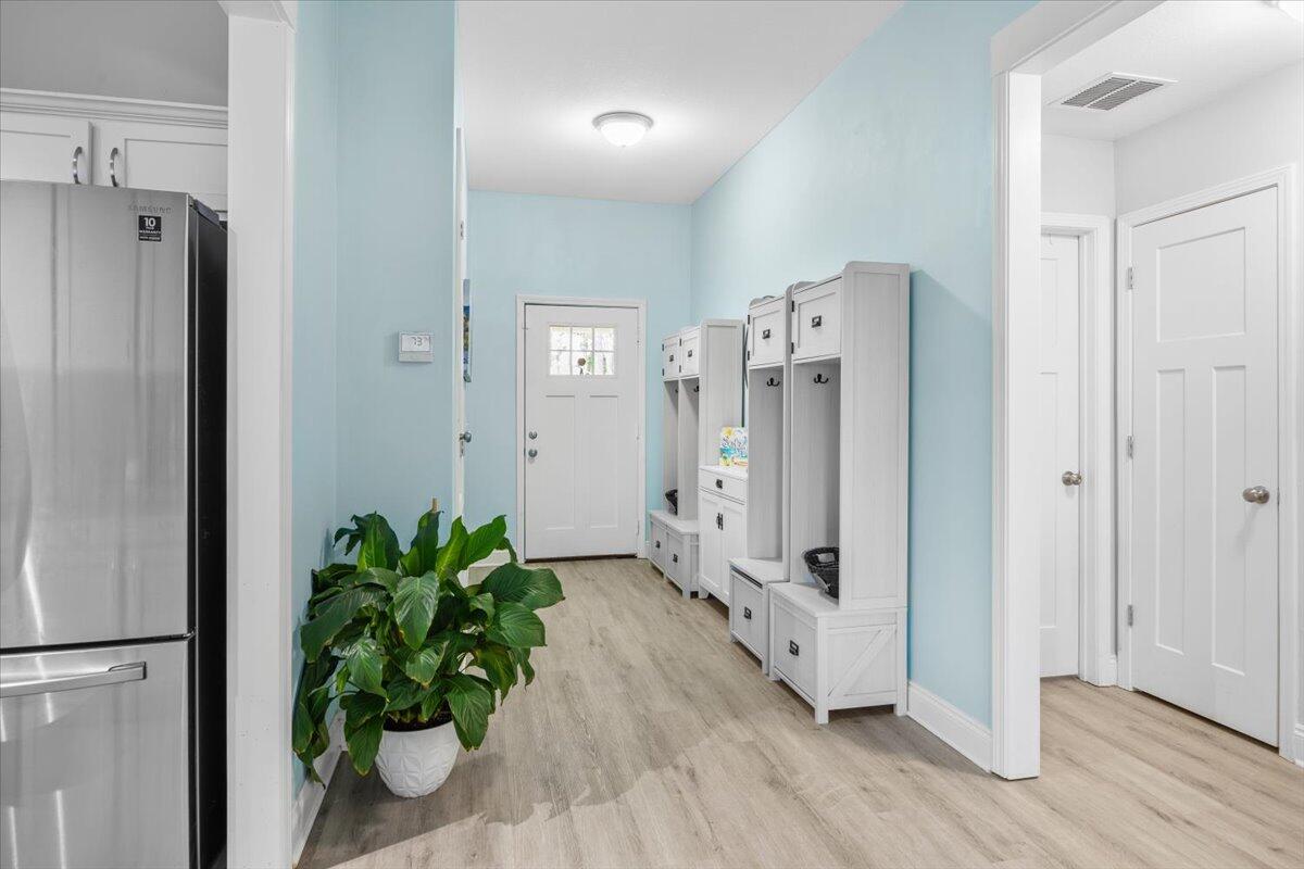 First Addition to Navarre, - Residential