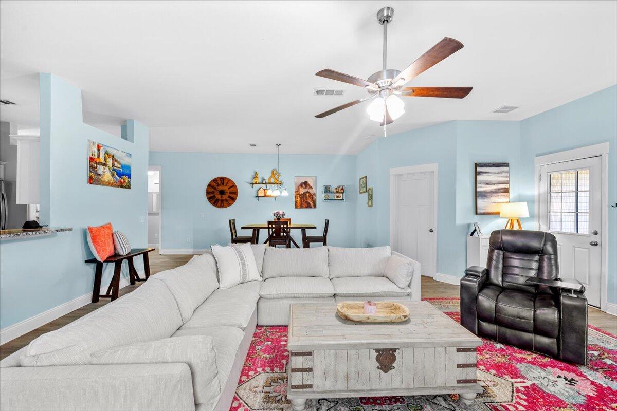 First Addition to Navarre, - Residential