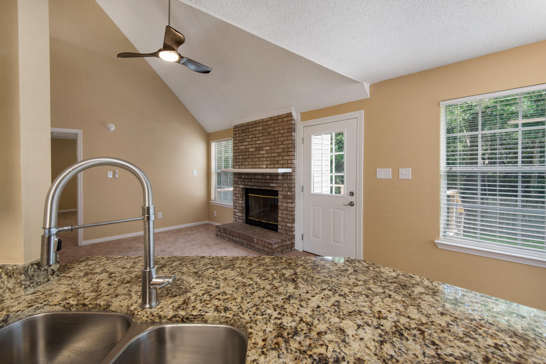 COLINA DEL ORO - Residential