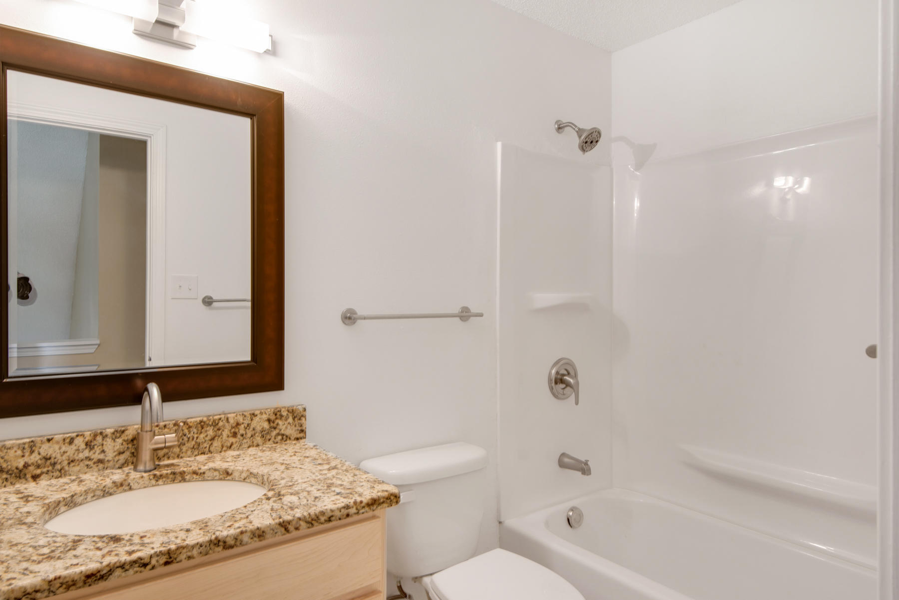 COLINA DEL ORO - Residential