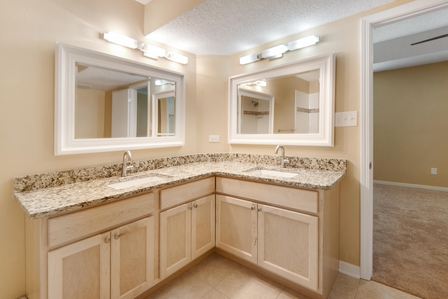 COLINA DEL ORO - Residential