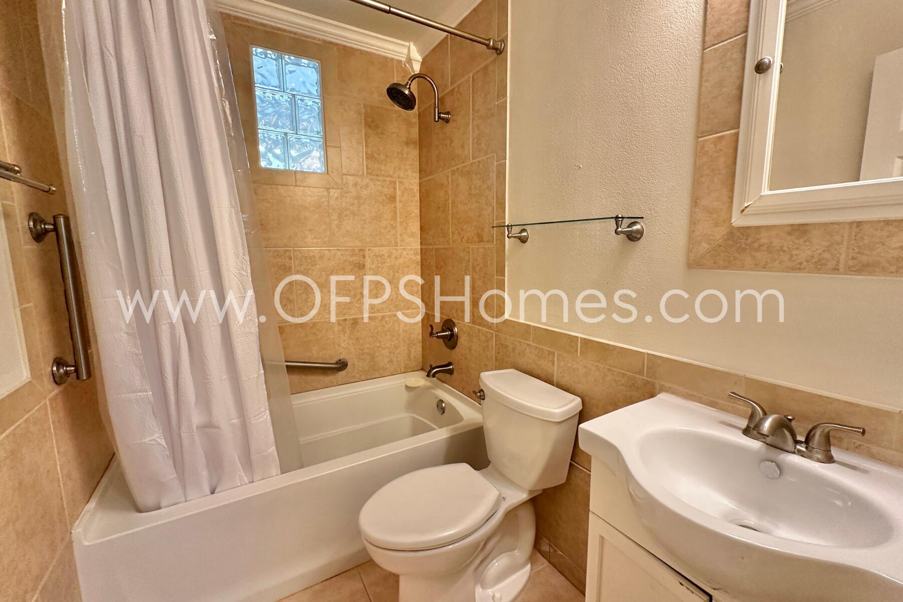 OAKLAND RESUB - Residential Lease