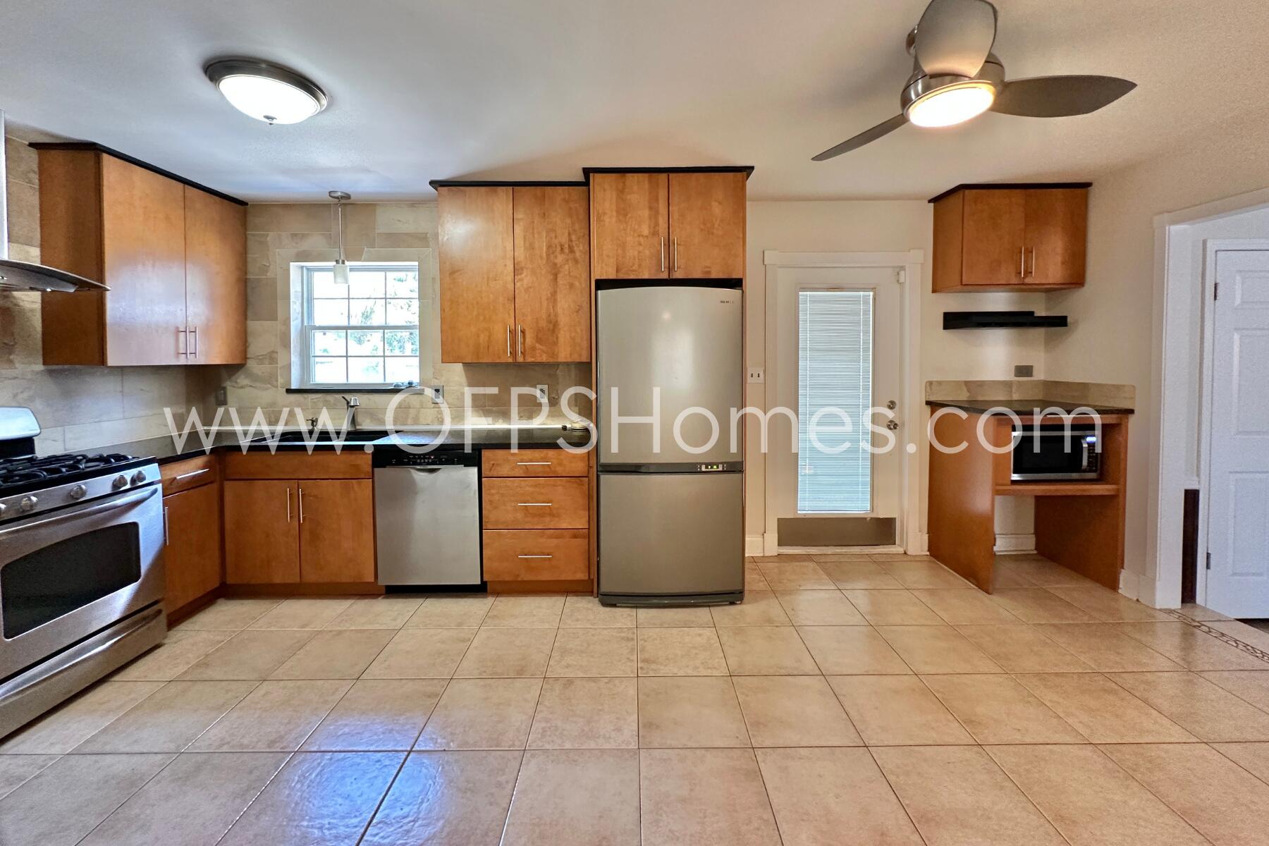 OAKLAND RESUB - Residential Lease