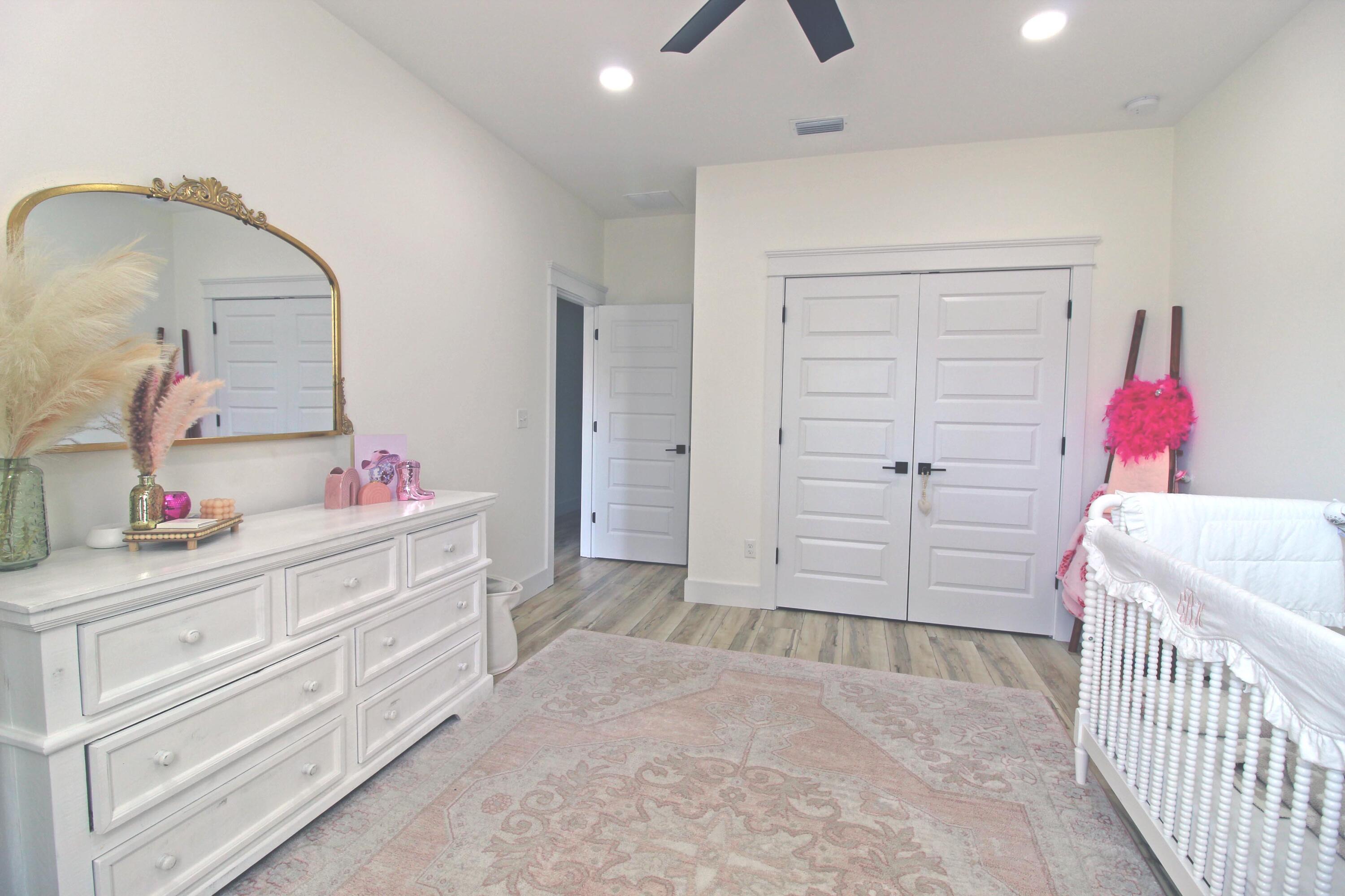 HIDDEN SPRINGS - Residential