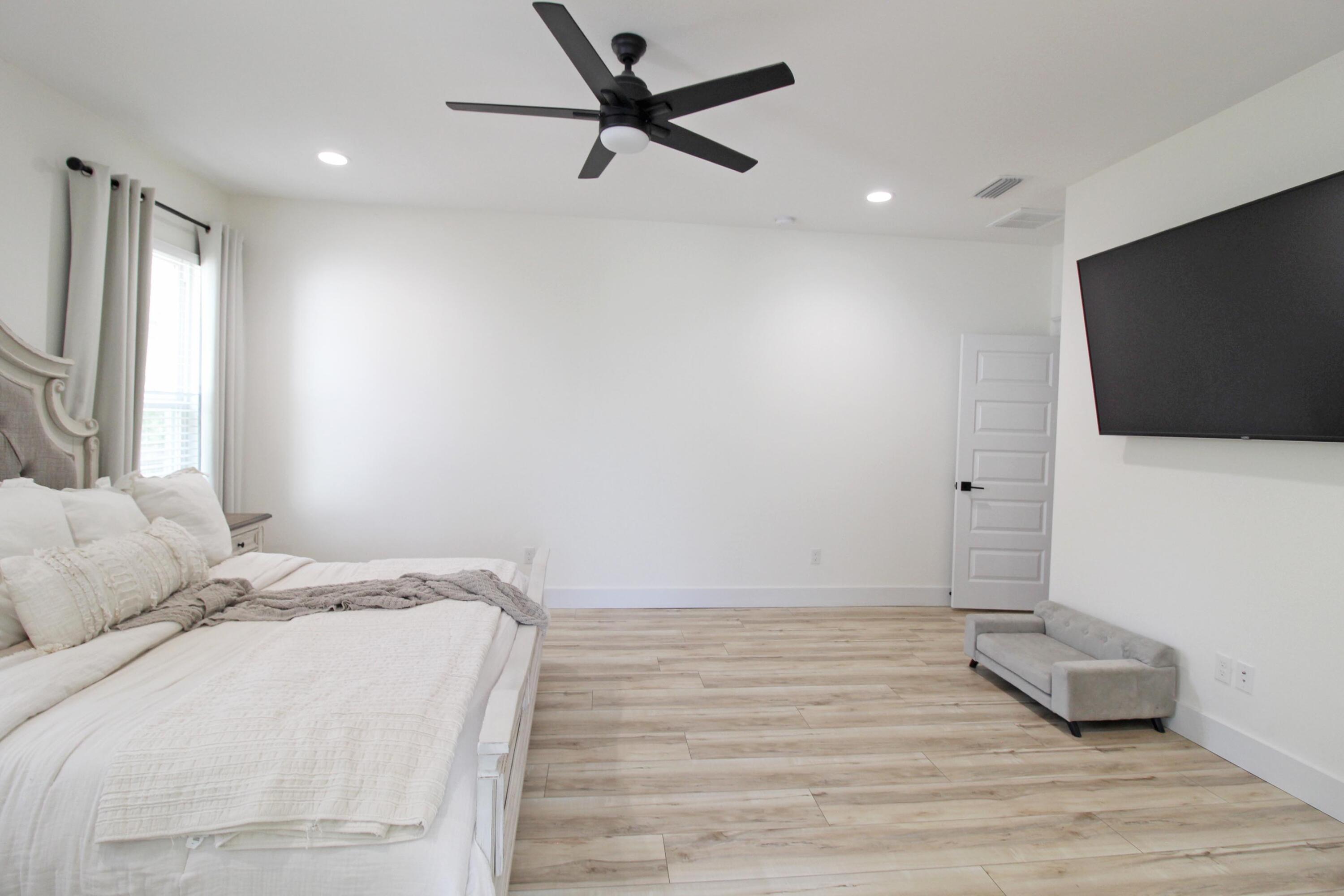 HIDDEN SPRINGS - Residential