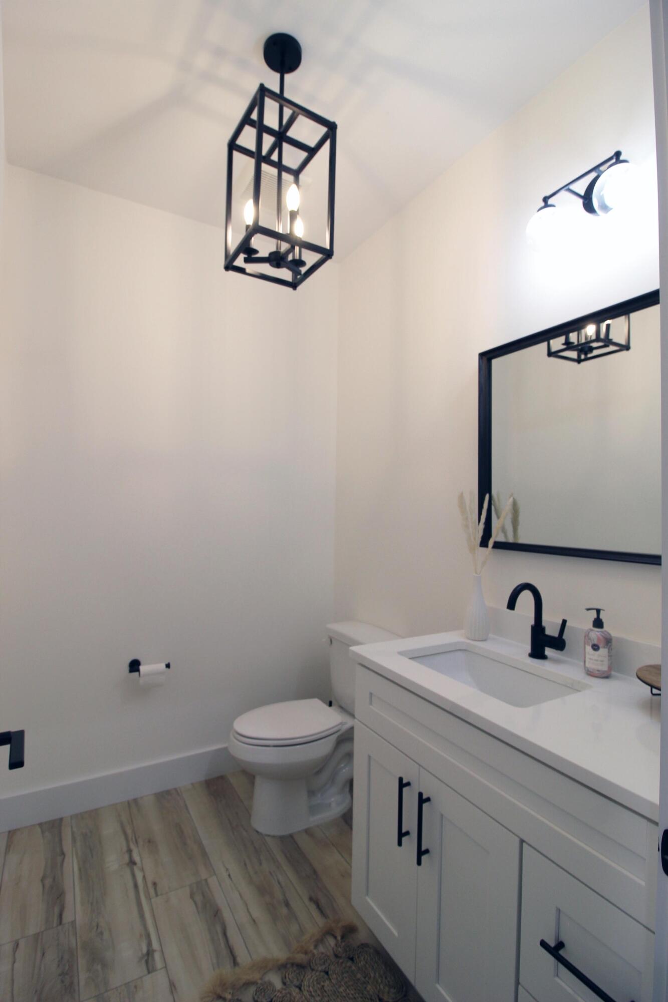 HIDDEN SPRINGS - Residential