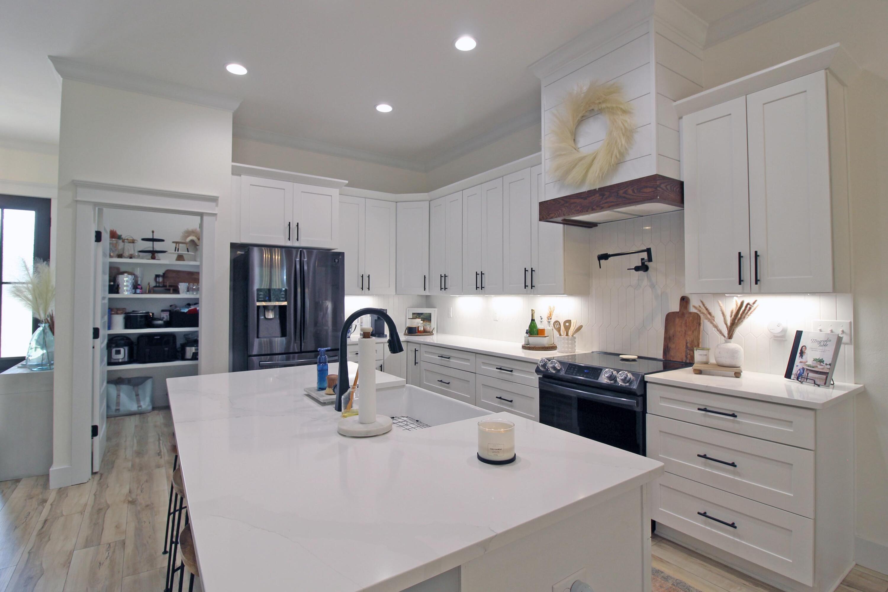 HIDDEN SPRINGS - Residential