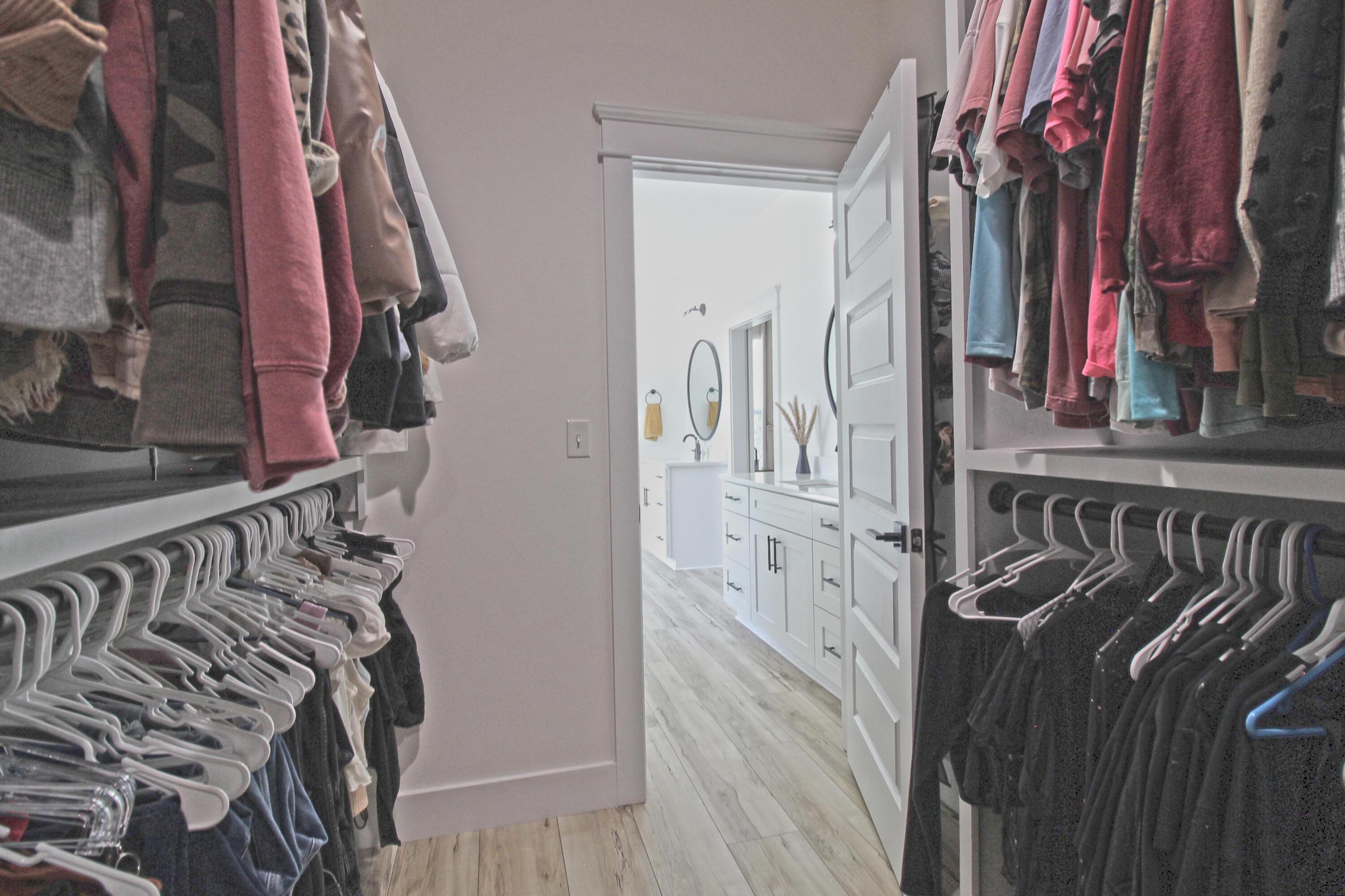 HIDDEN SPRINGS - Residential