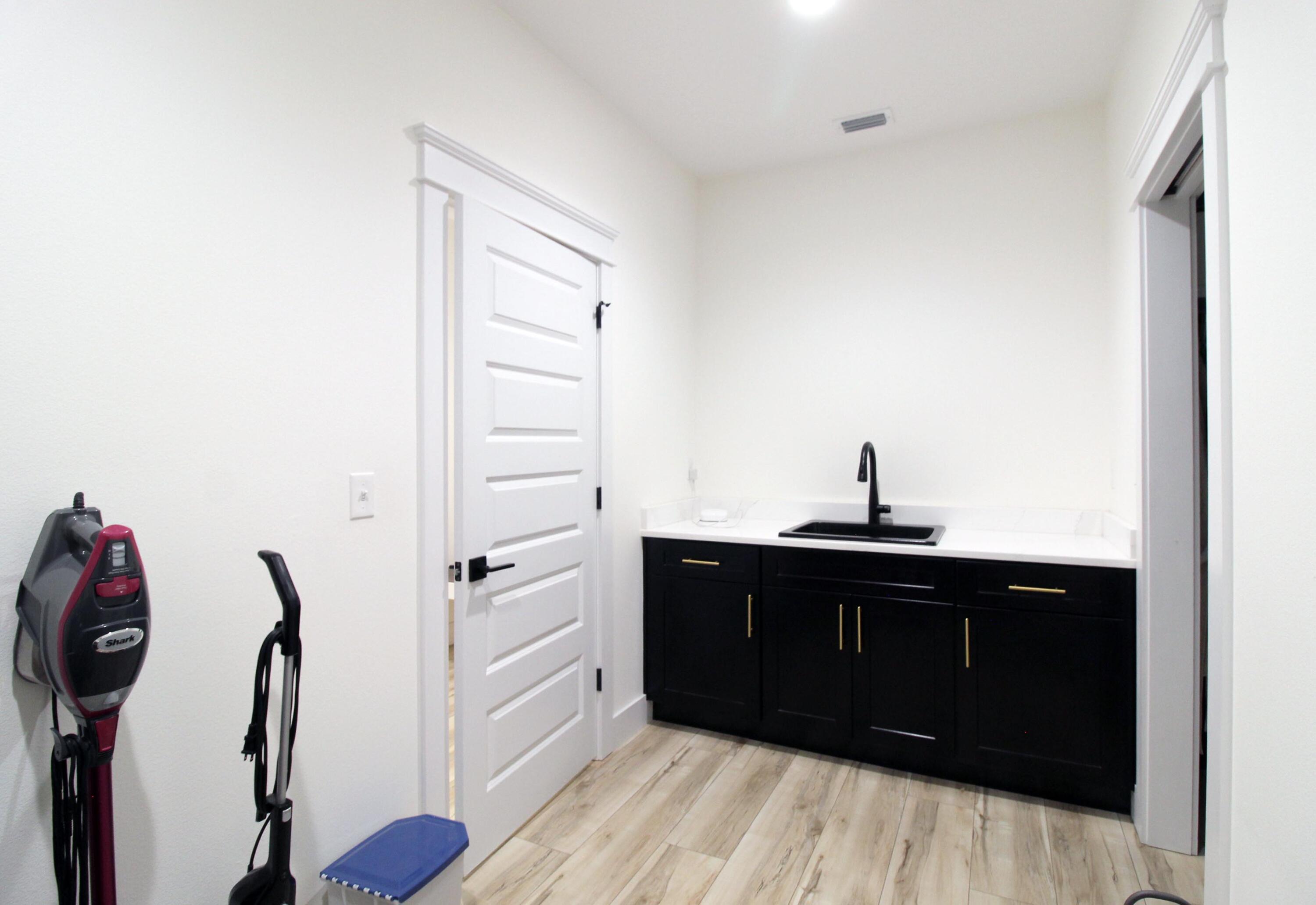 HIDDEN SPRINGS - Residential