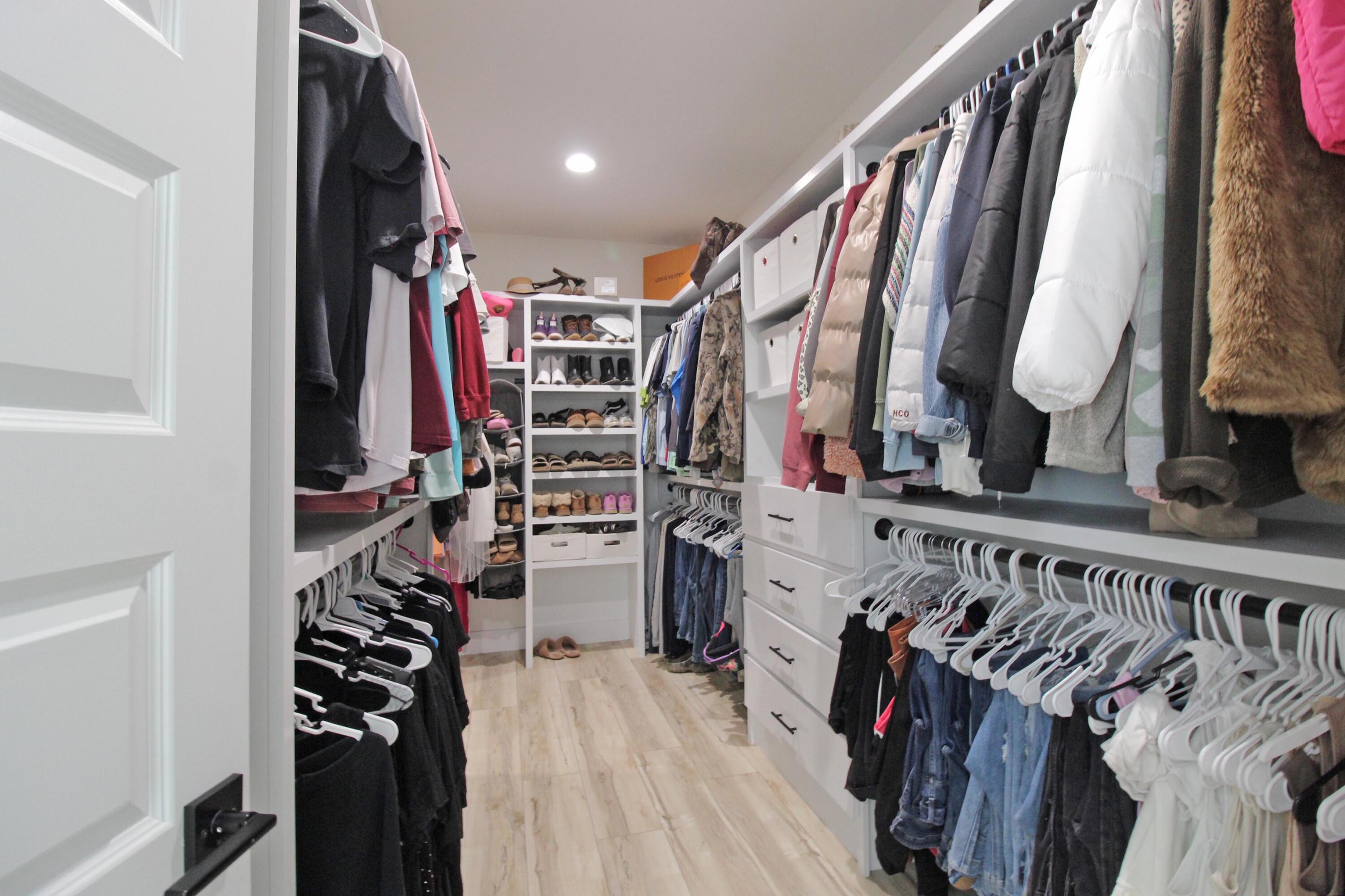 HIDDEN SPRINGS - Residential