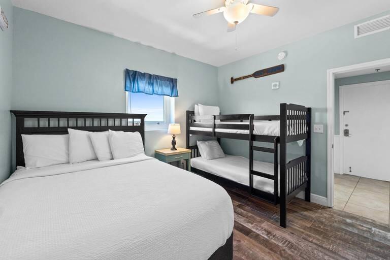 Sterling Breeze - Residential