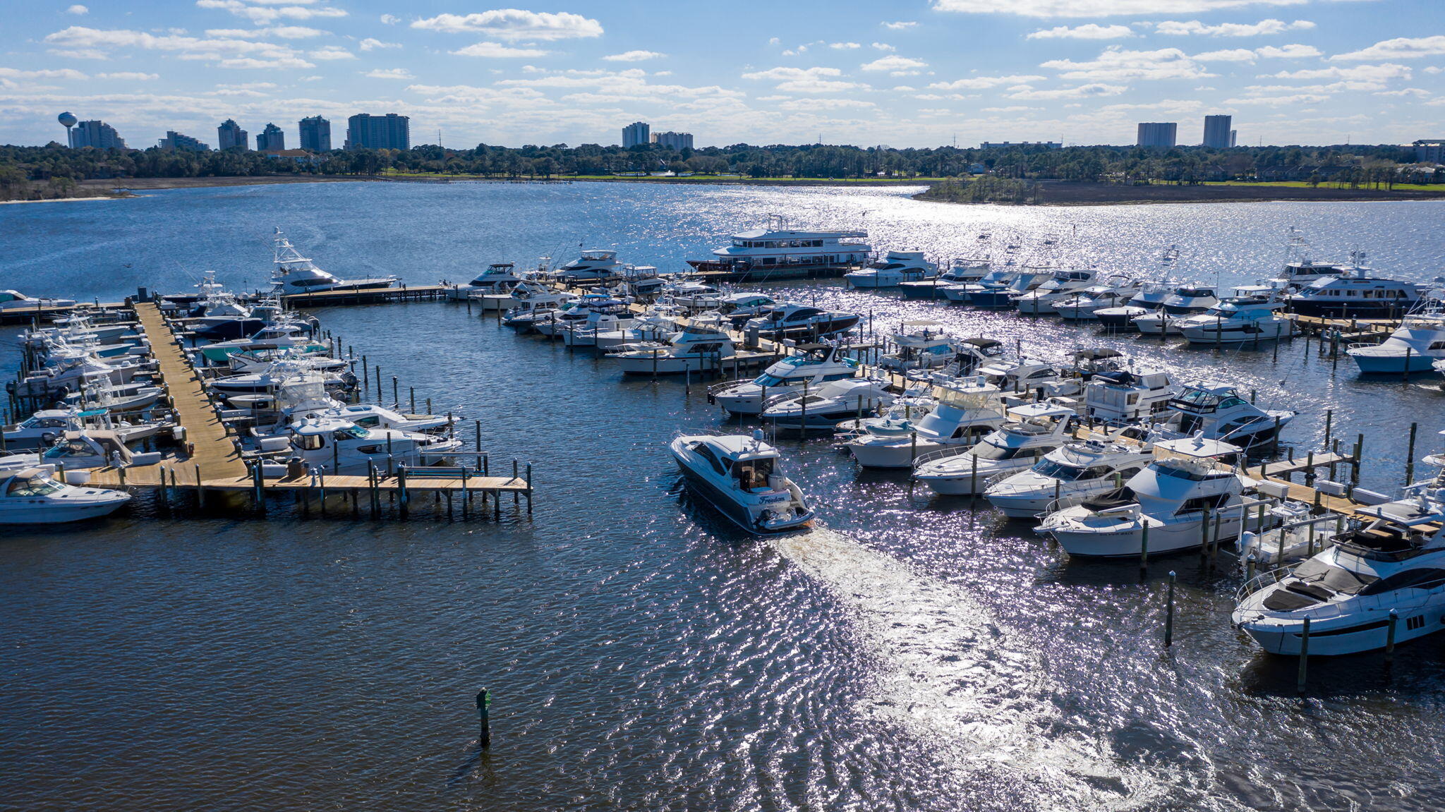 BURNT PINE - Residential