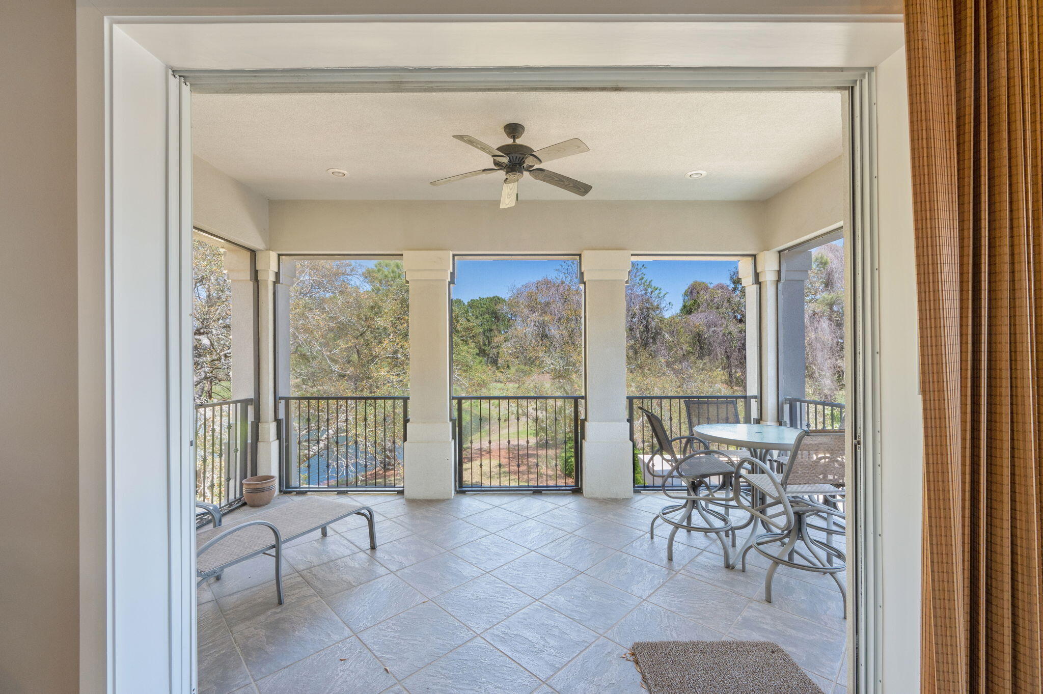 BURNT PINE - Residential