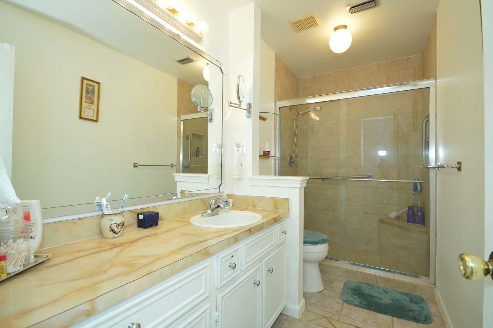 TANGLEWOOD S/D 1ST ADDN Lot 42 Blk A - Residential