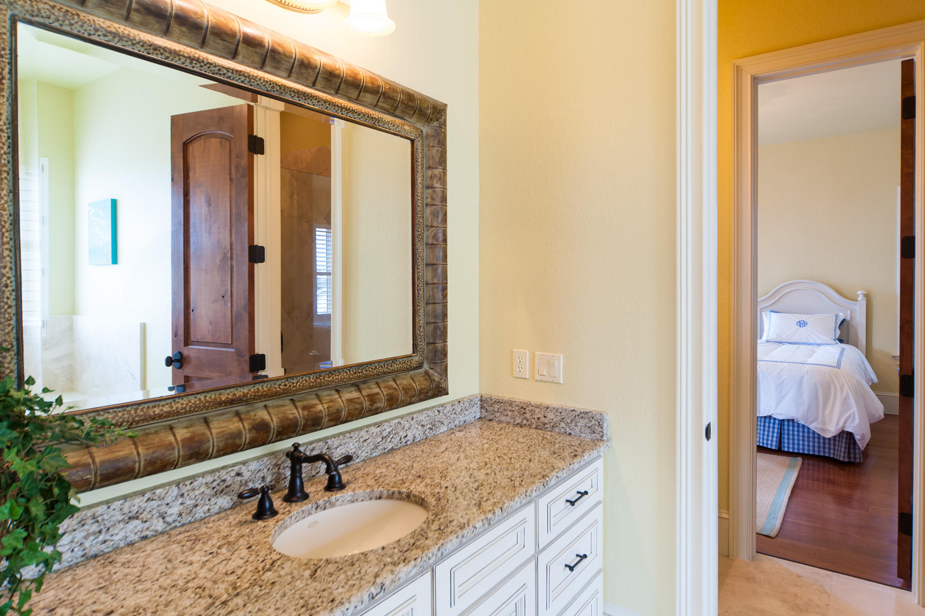 BLUE MOUNTAIN BEACH - Residential