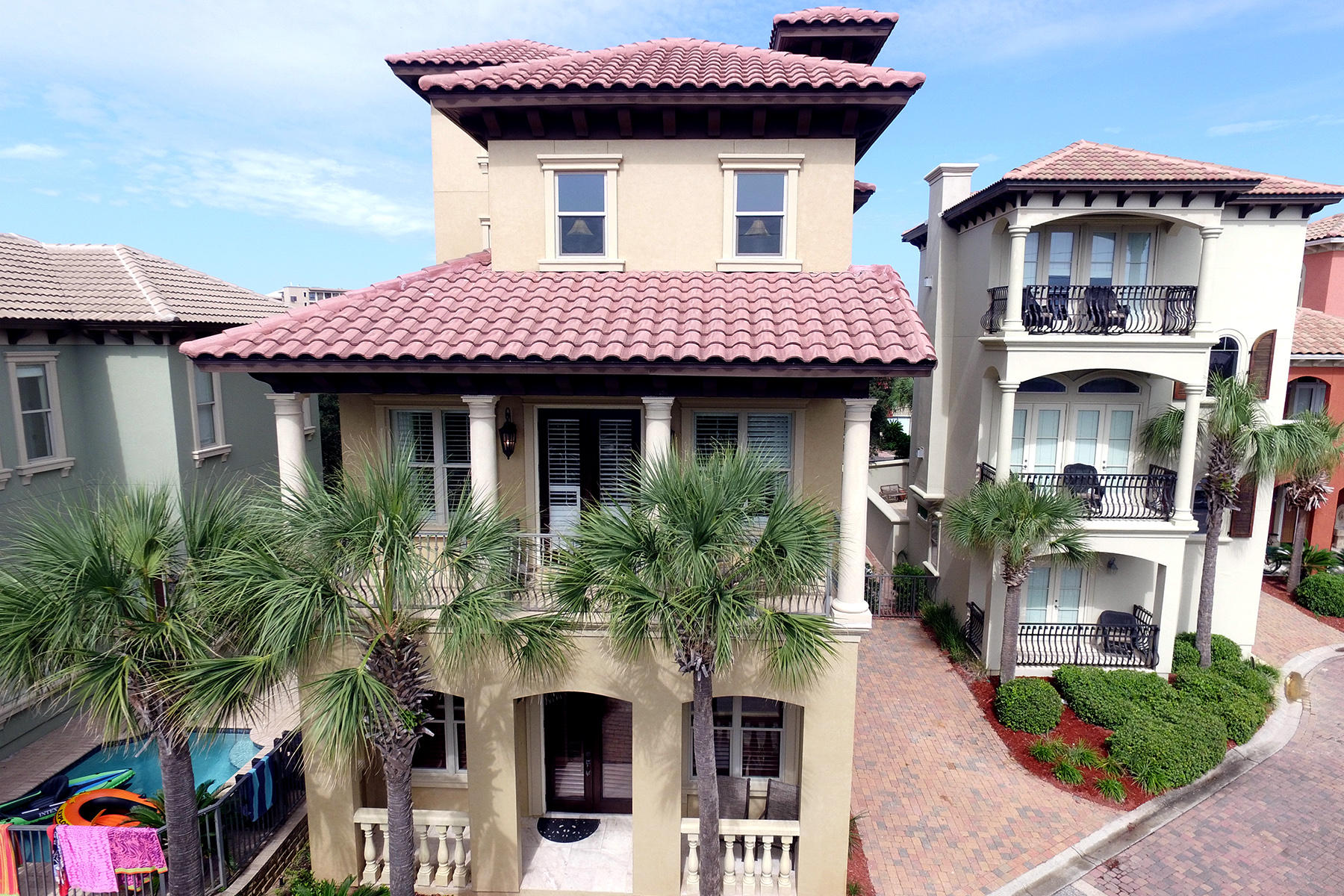 BLUE MOUNTAIN BEACH - Residential