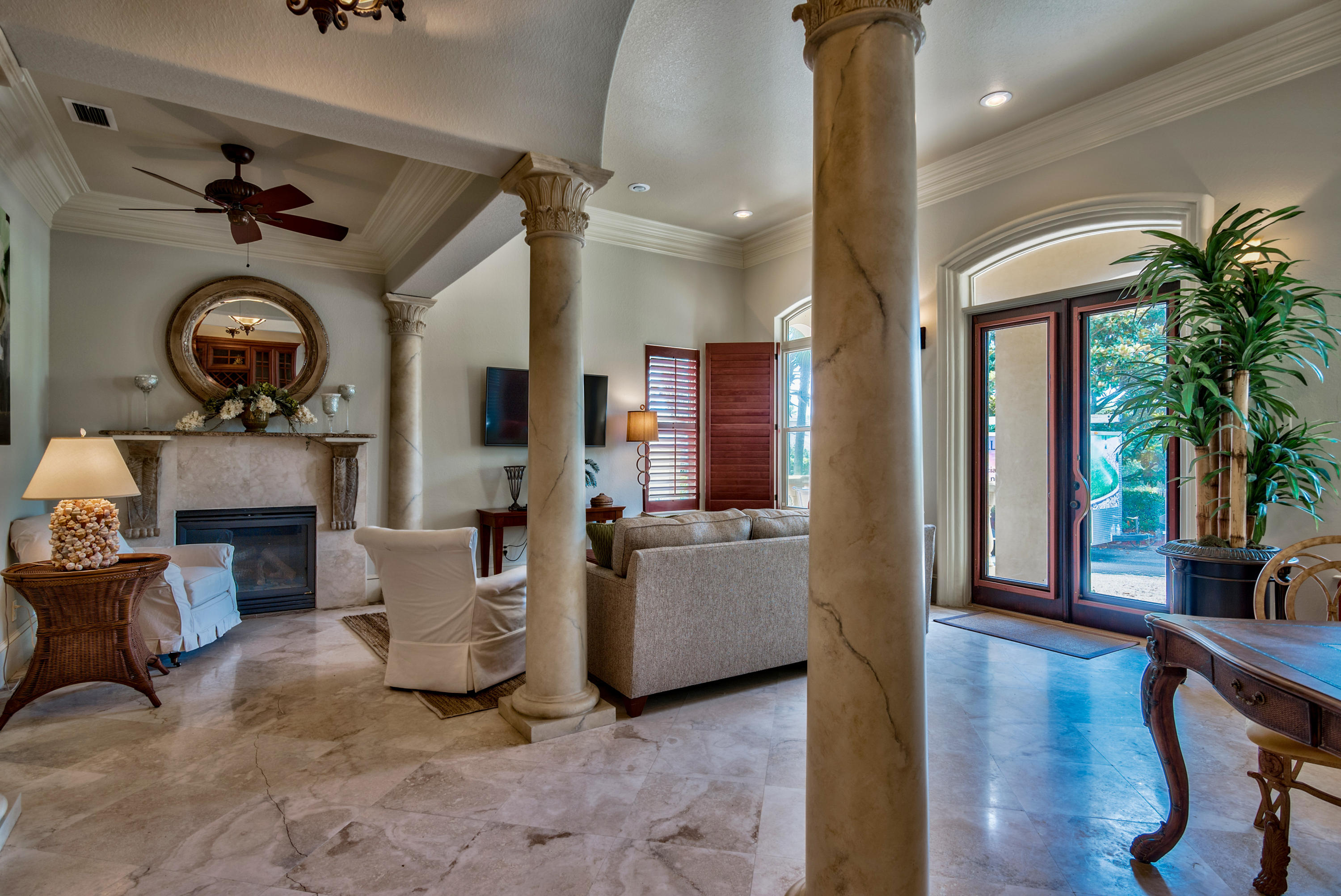 BLUE MOUNTAIN BEACH - Residential