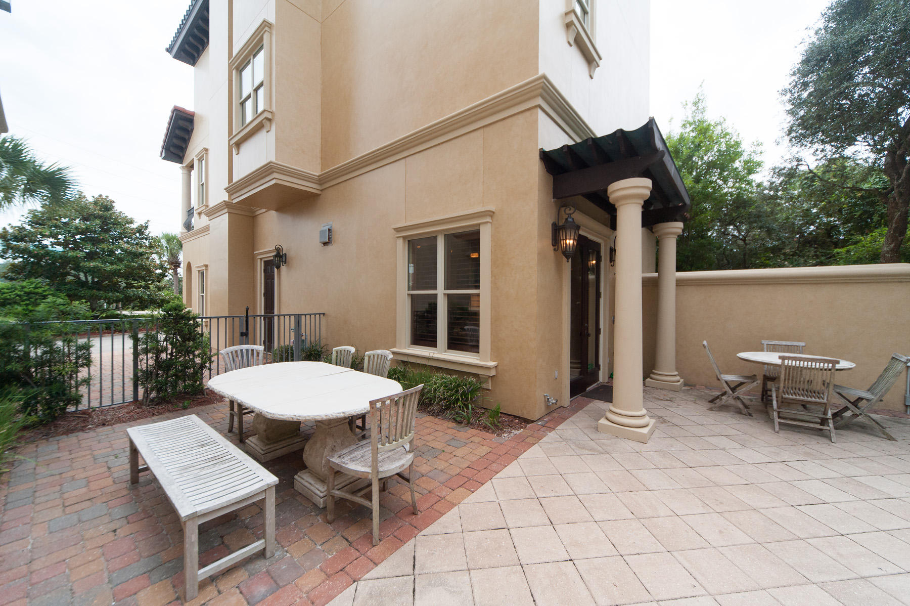 BLUE MOUNTAIN BEACH - Residential