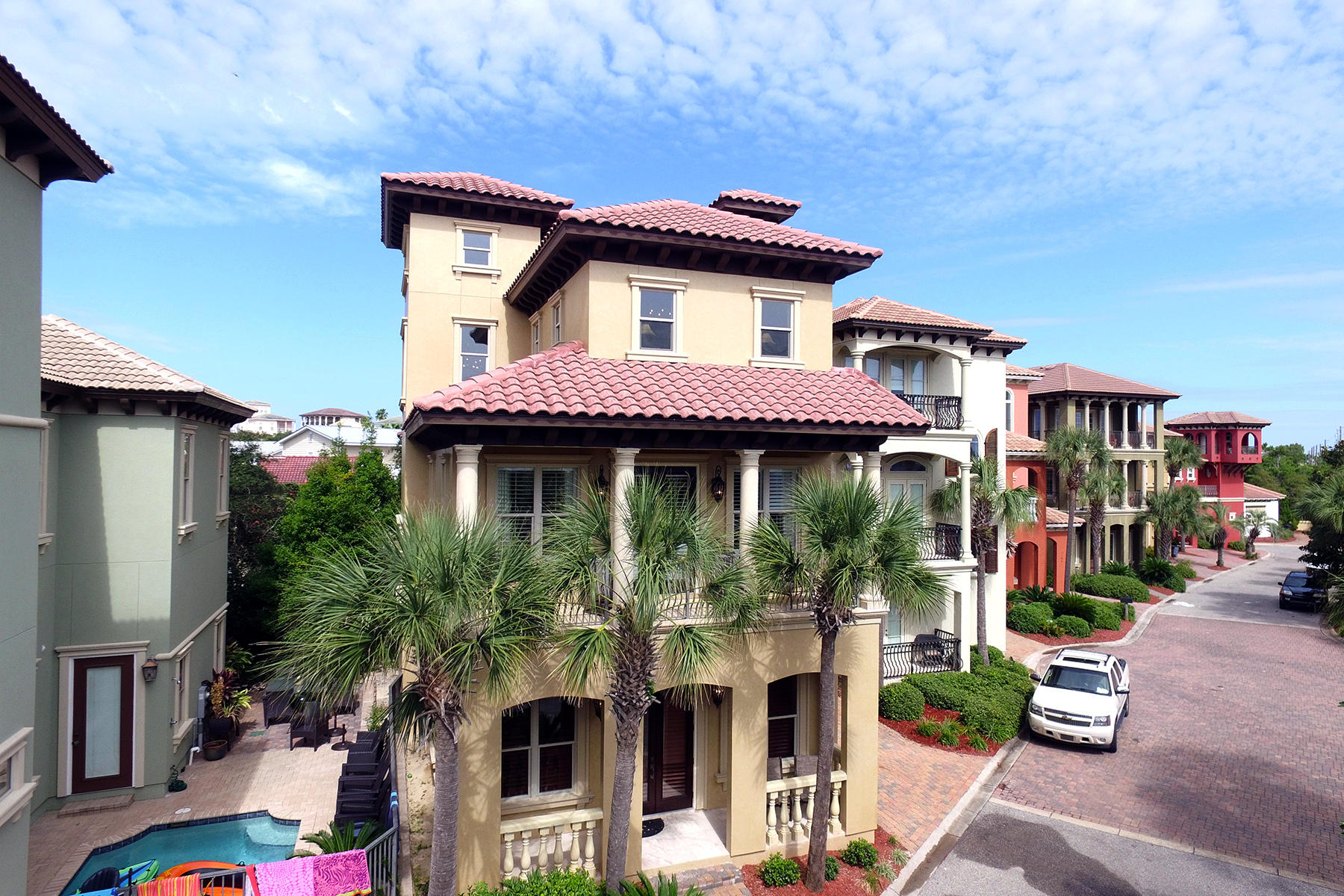 BLUE MOUNTAIN BEACH - Residential