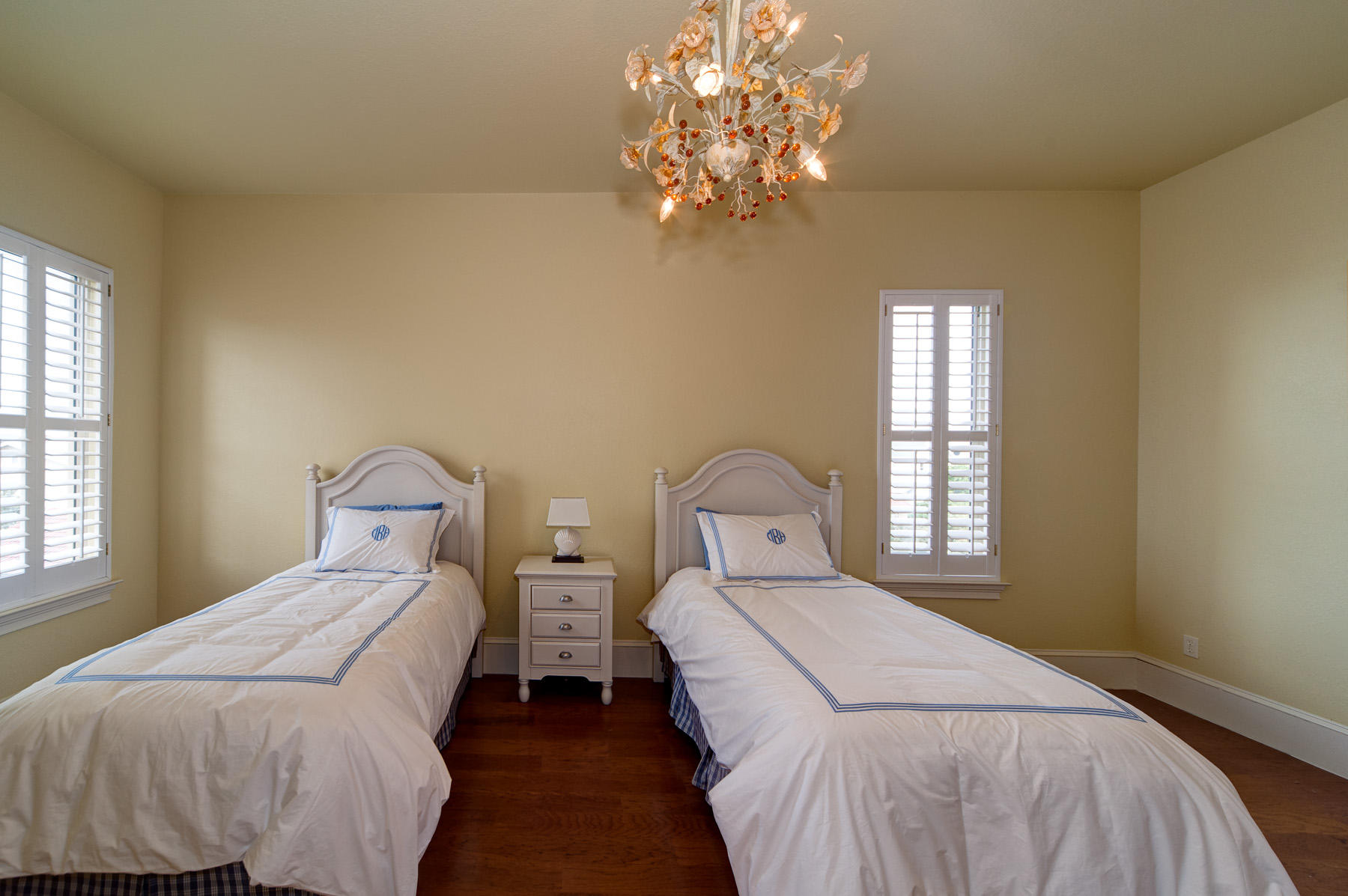 BLUE MOUNTAIN BEACH - Residential