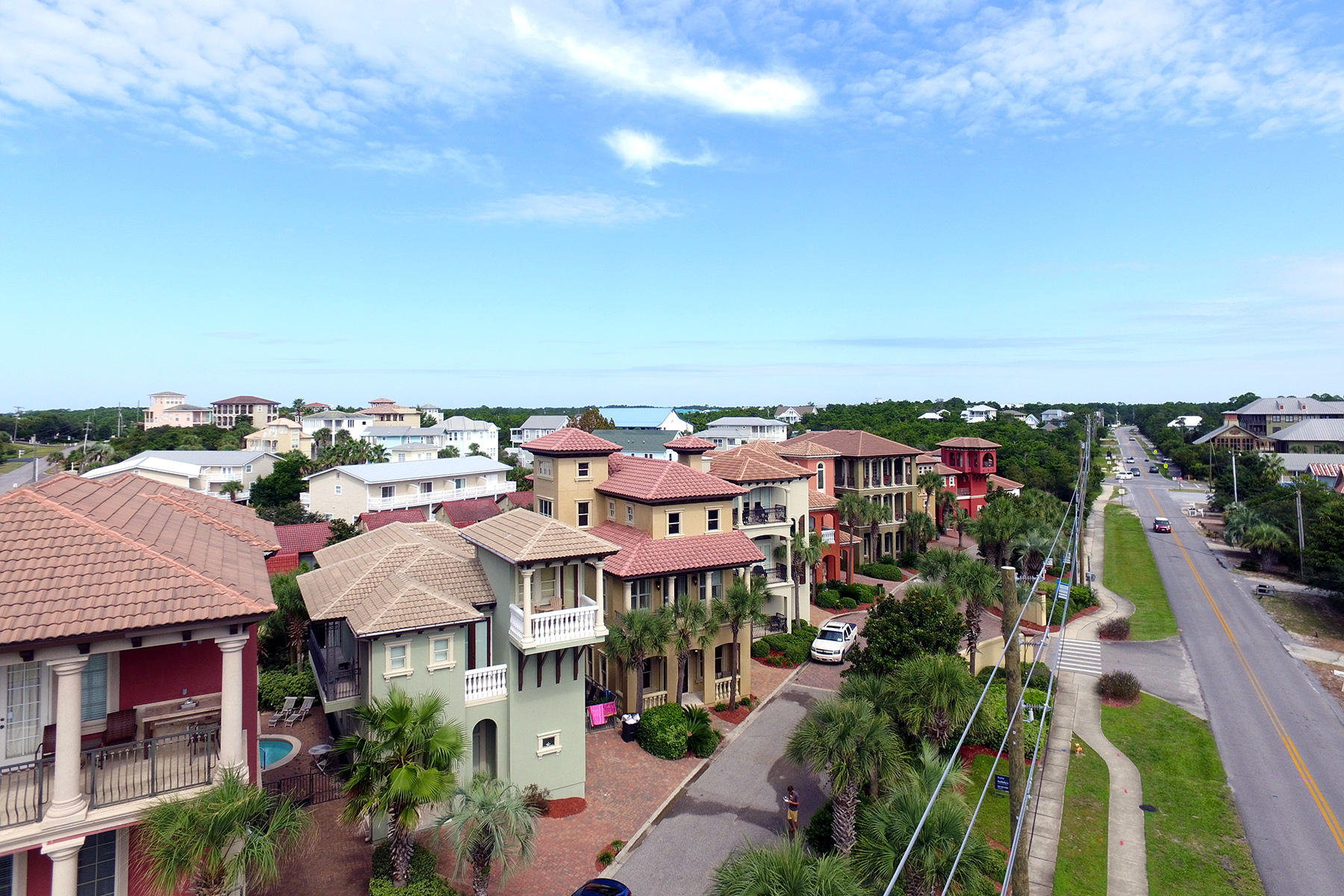 BLUE MOUNTAIN BEACH - Residential