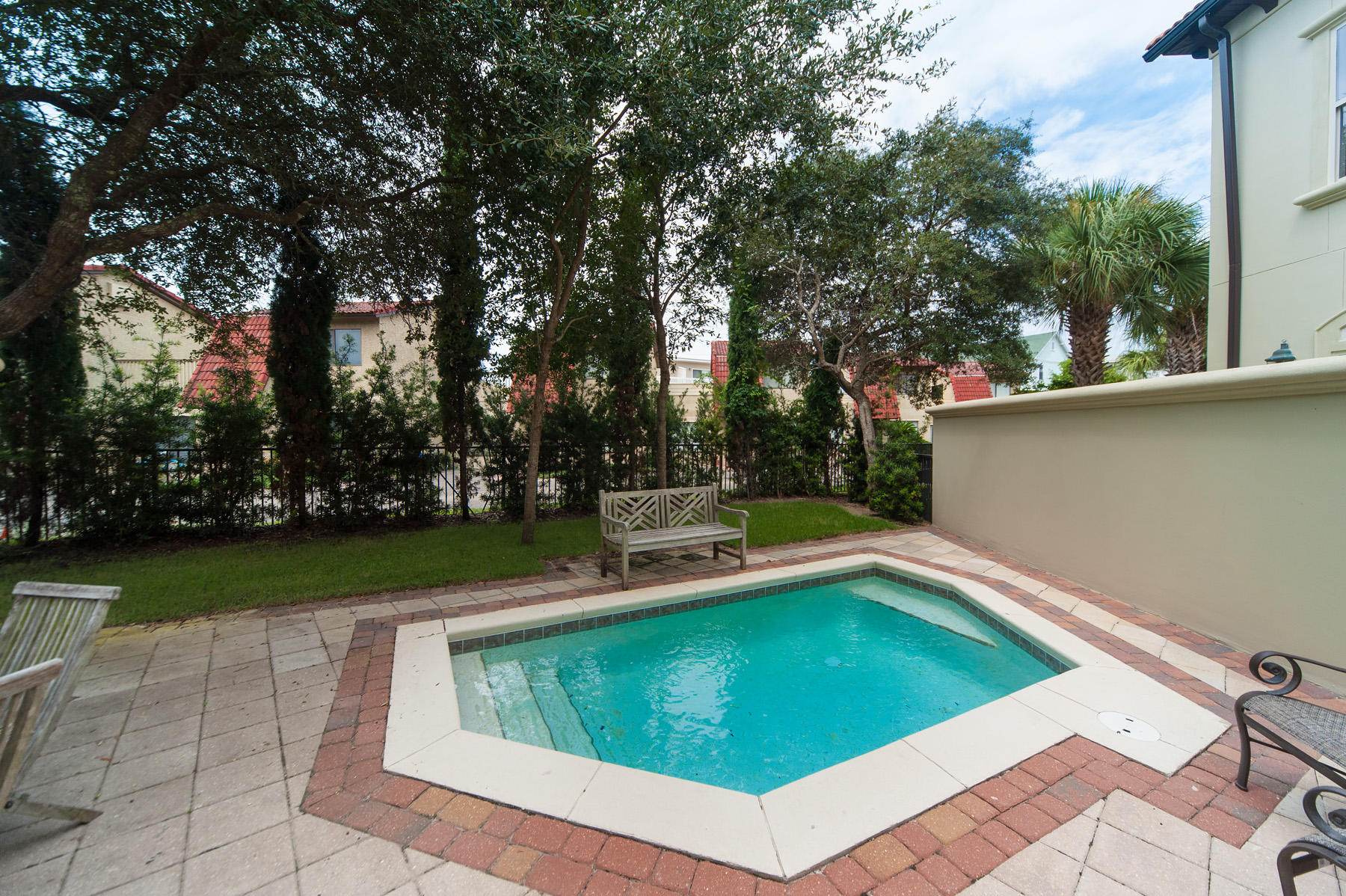 BLUE MOUNTAIN BEACH - Residential