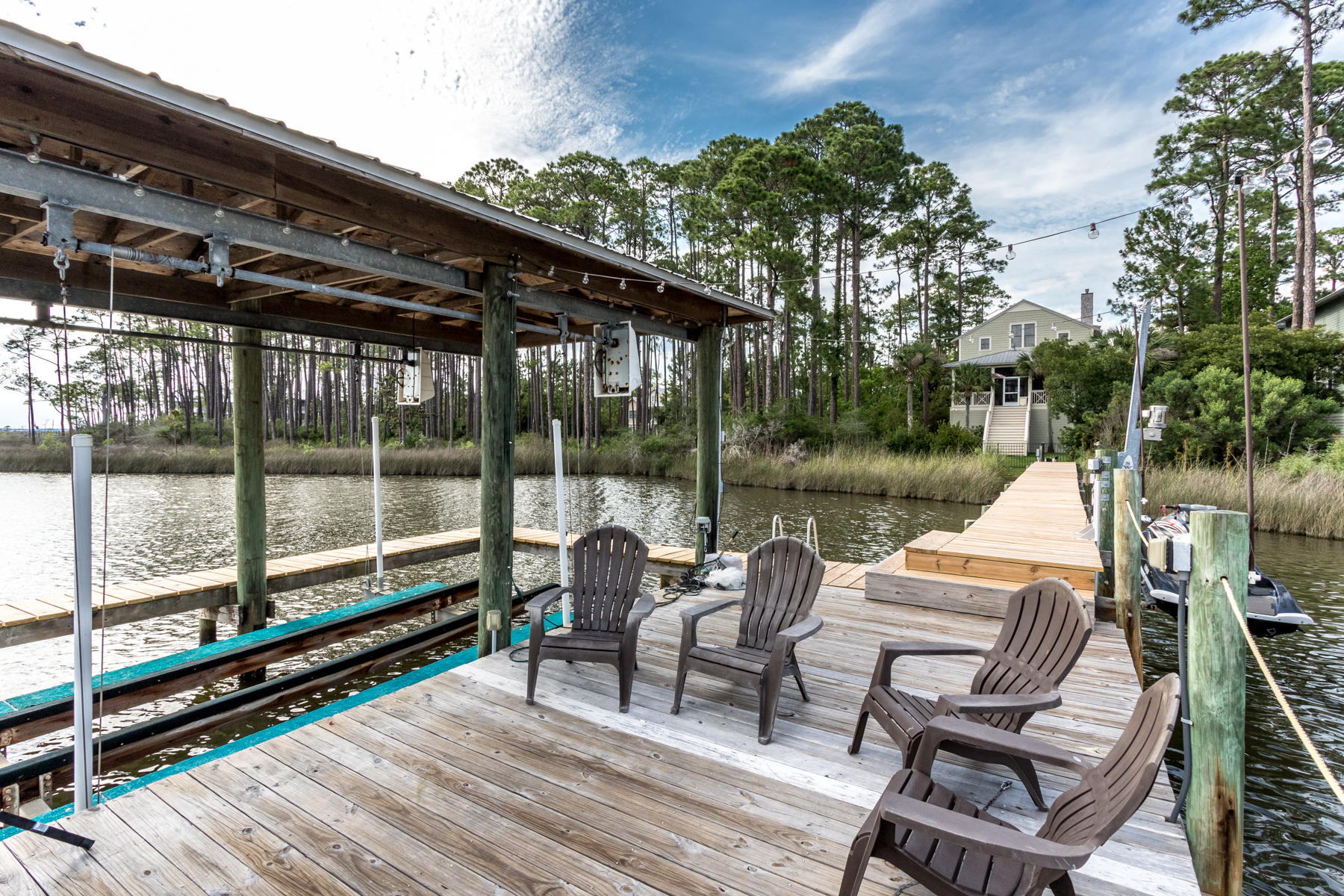 CESSNA LANDING - Residential