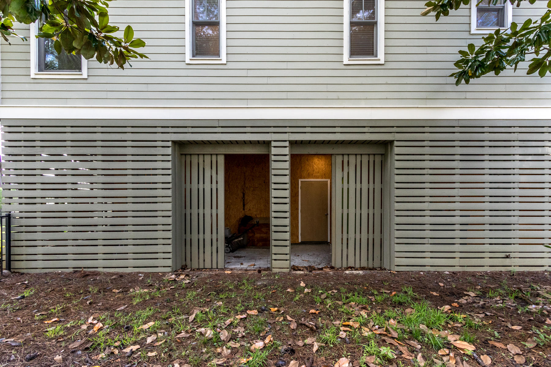 CESSNA LANDING - Residential