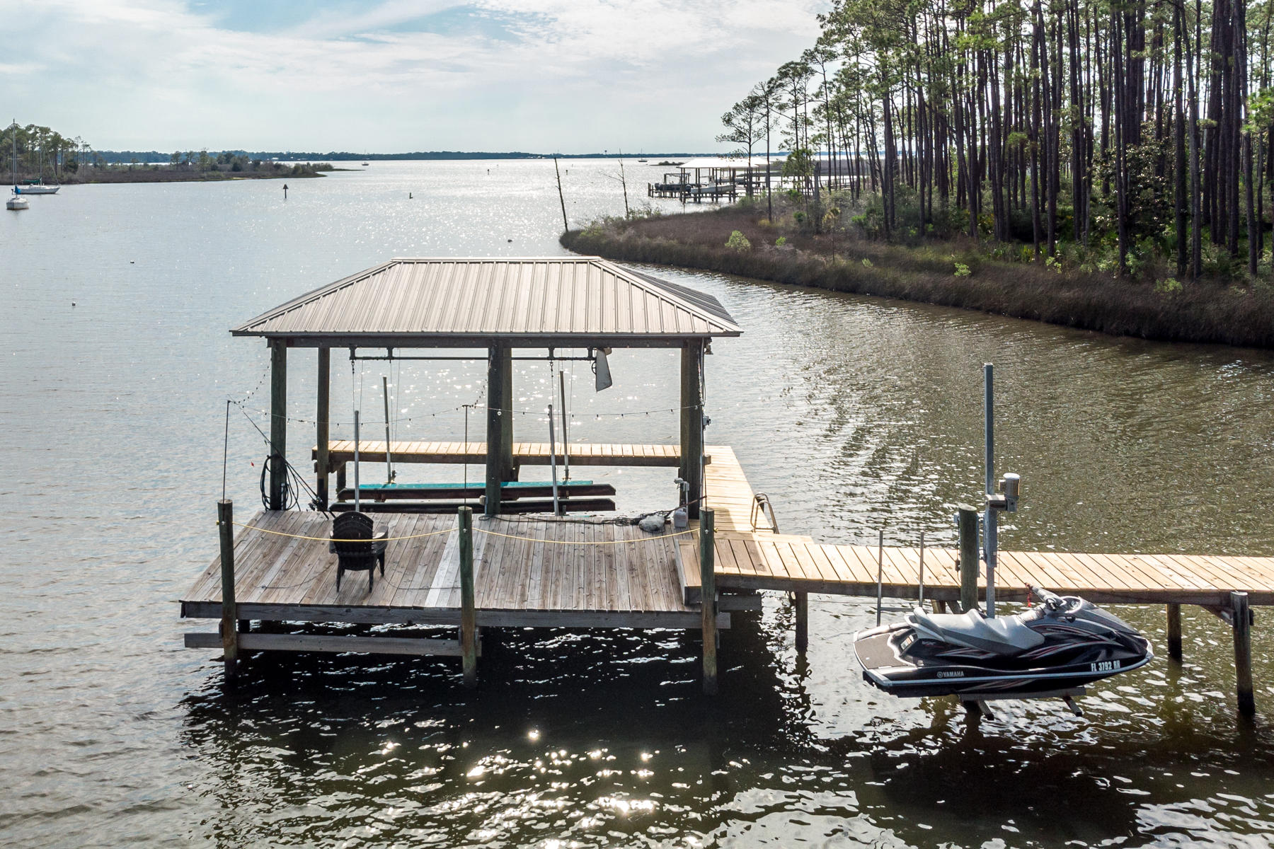 CESSNA LANDING - Residential