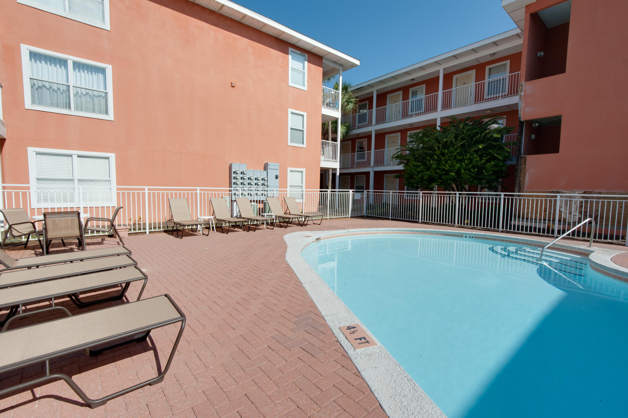 GULFVIEW 2 CONDO PH 2 - Residential