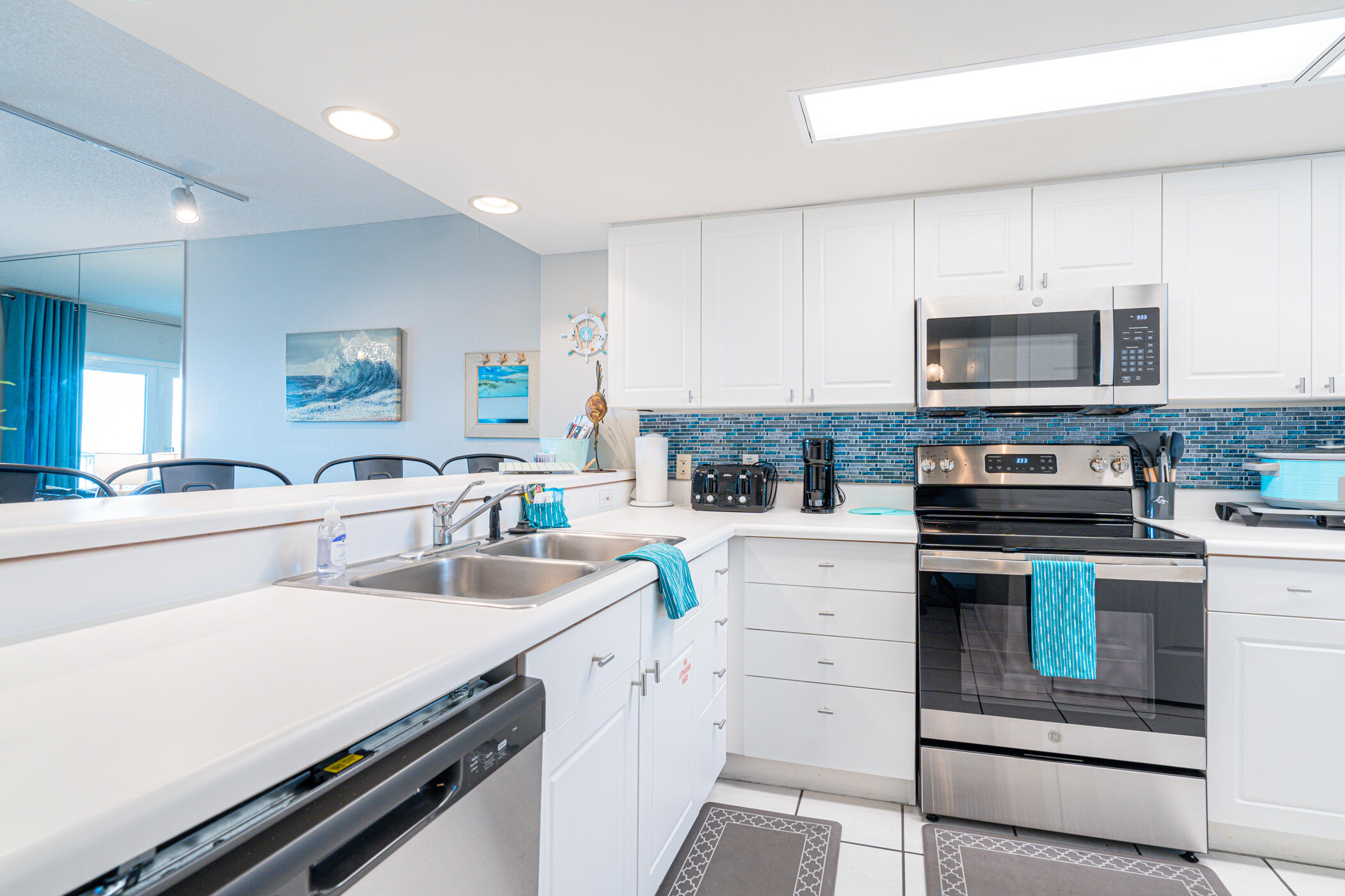 SEACREST CONDOMINIUMS - Residential
