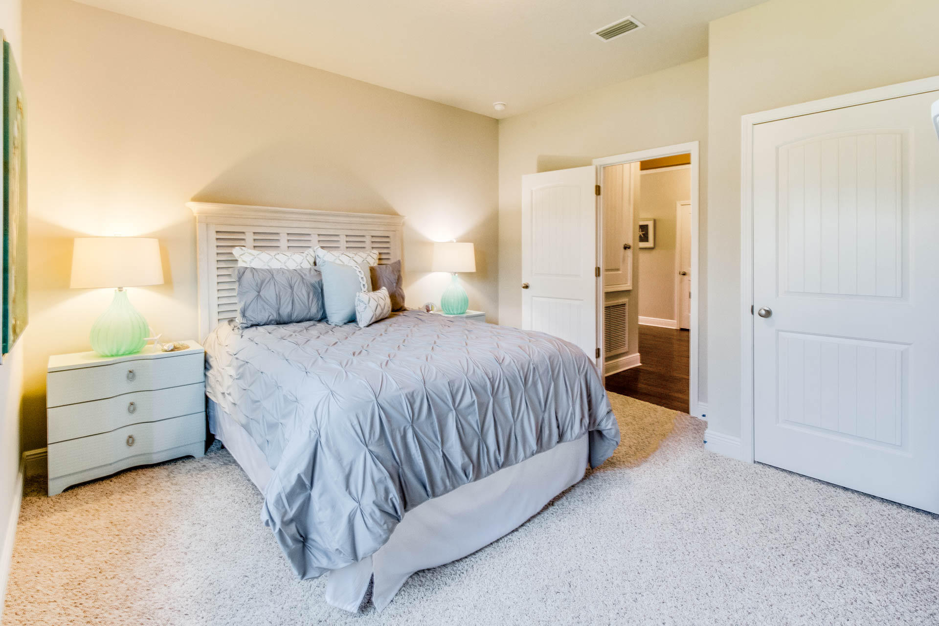 STONEGATE - Residential