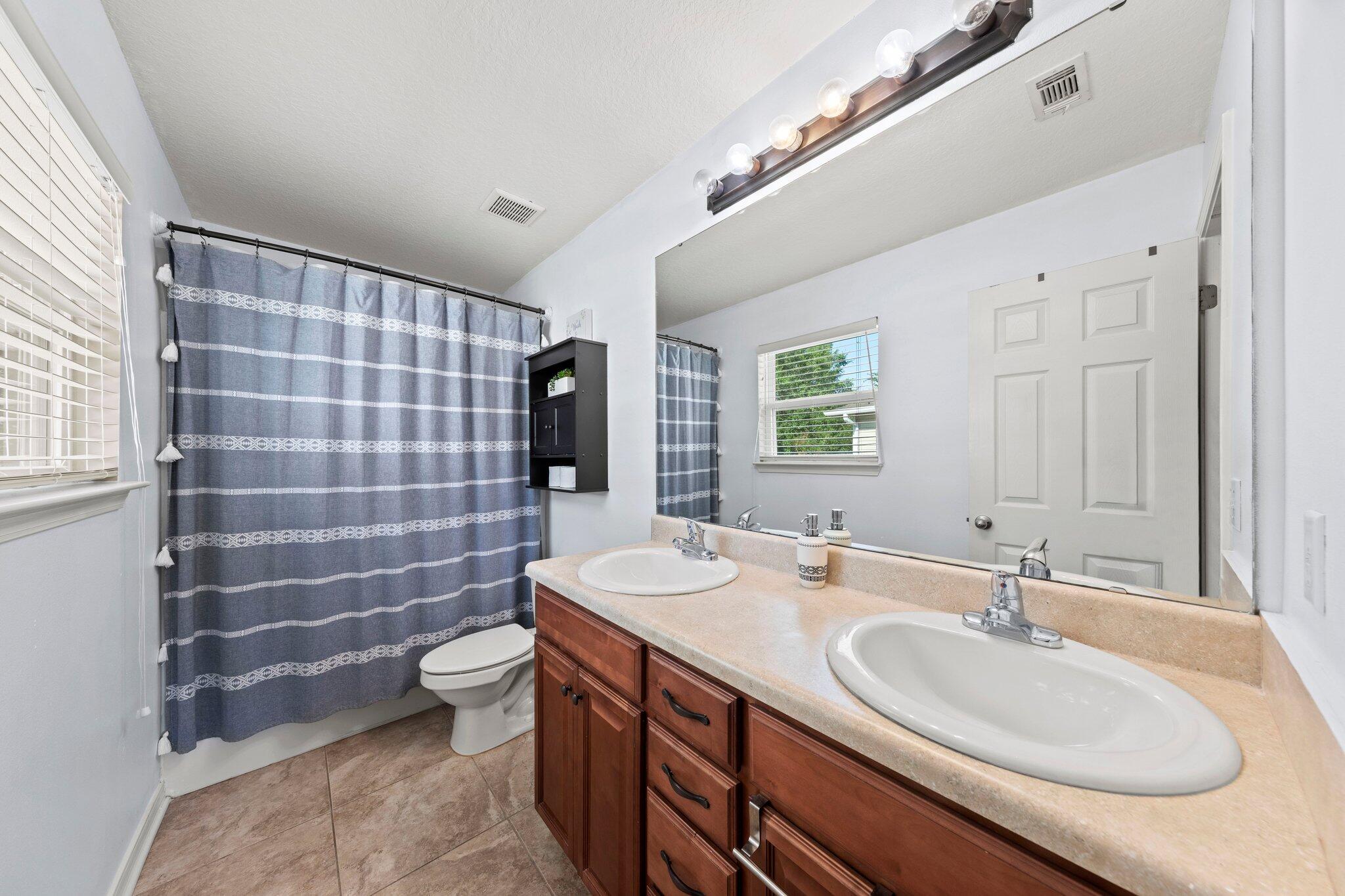 STILLWELL ESTATES - Residential