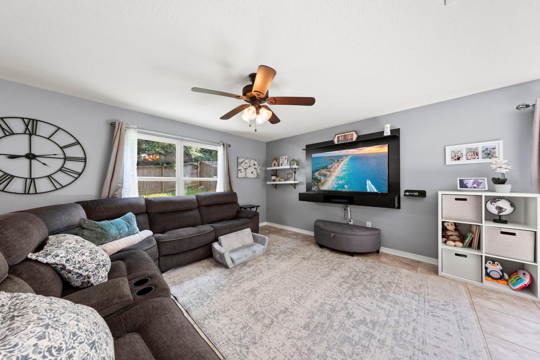 STILLWELL ESTATES - Residential