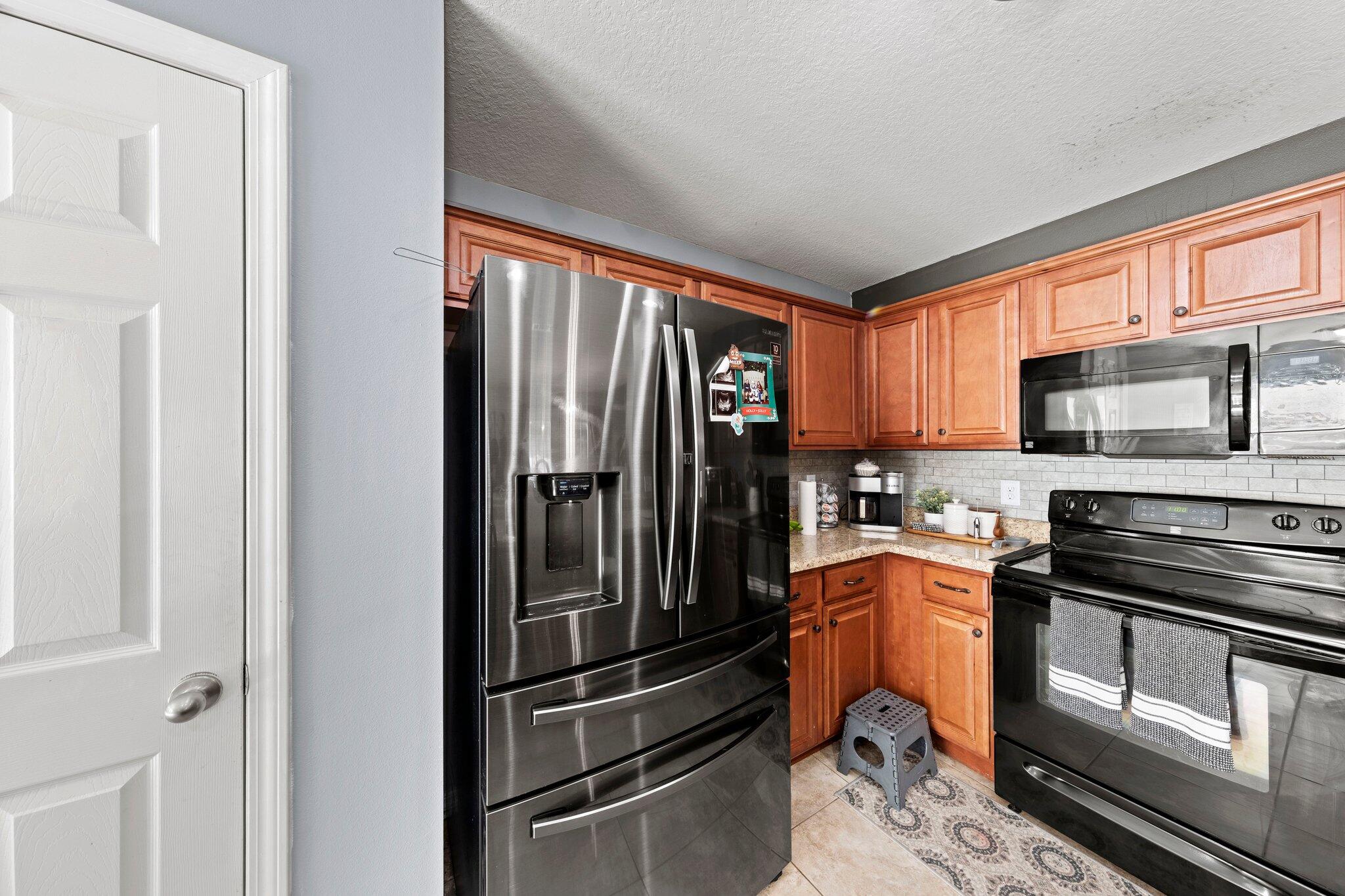 STILLWELL ESTATES - Residential