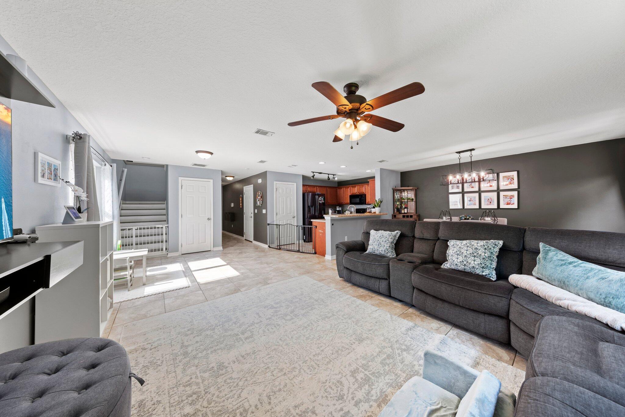 STILLWELL ESTATES - Residential