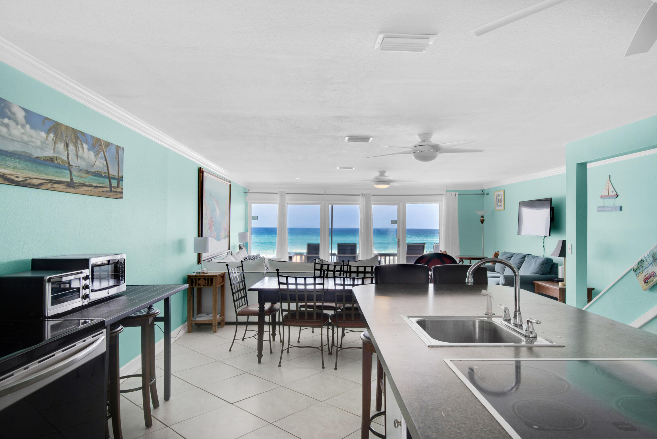 WHITECAPS T/H UNREC - Residential