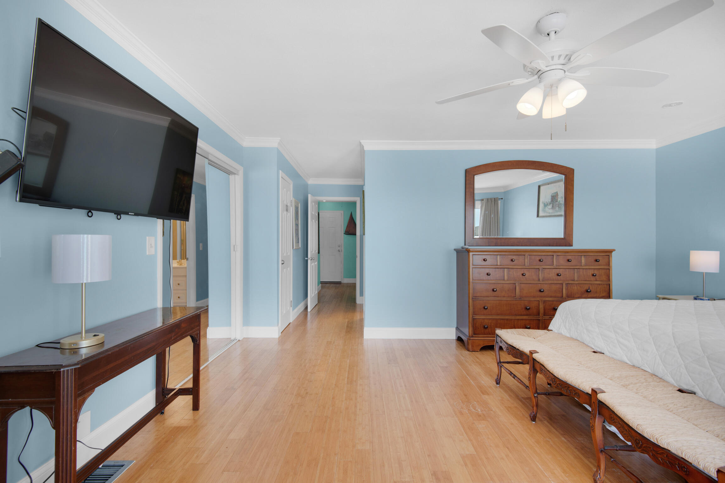 WHITECAPS T/H UNREC - Residential