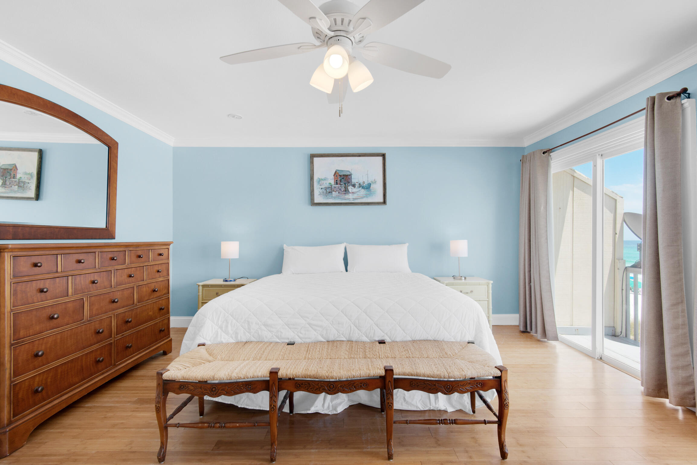 WHITECAPS T/H UNREC - Residential