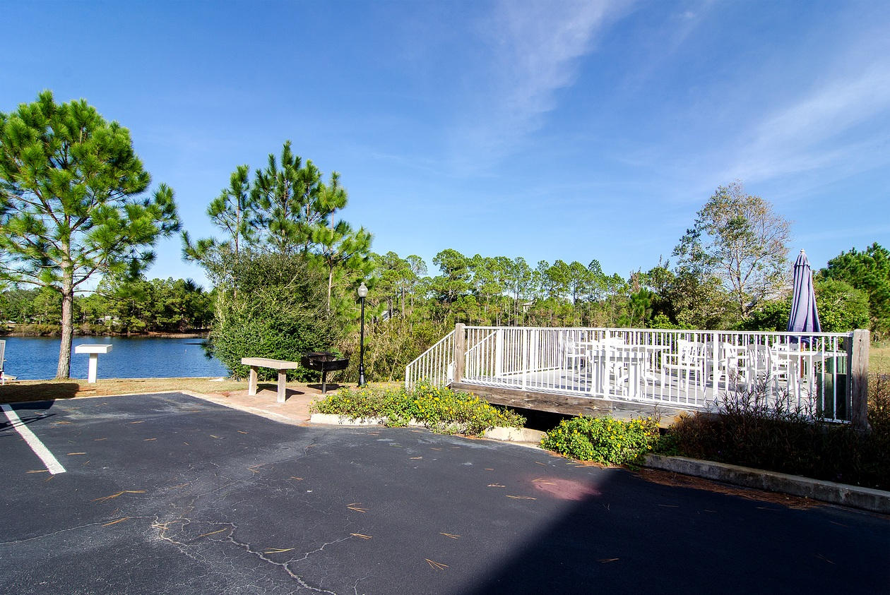 BEACHSIDE VILLAS CONDO - Residential