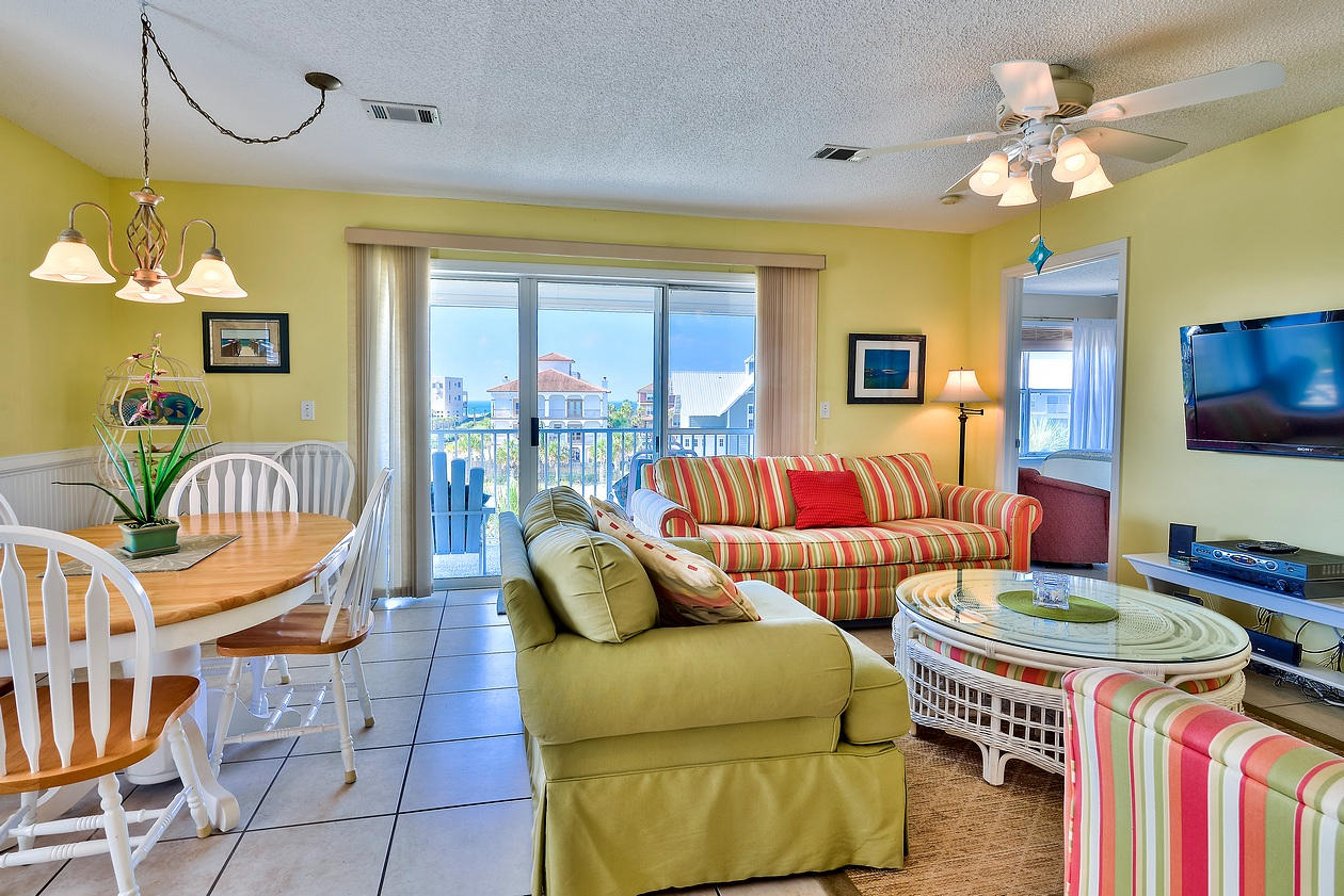 BEACHSIDE VILLAS CONDO - Residential