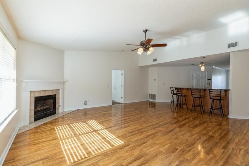 CHEROKEE BEND S/D PH 2 - Residential