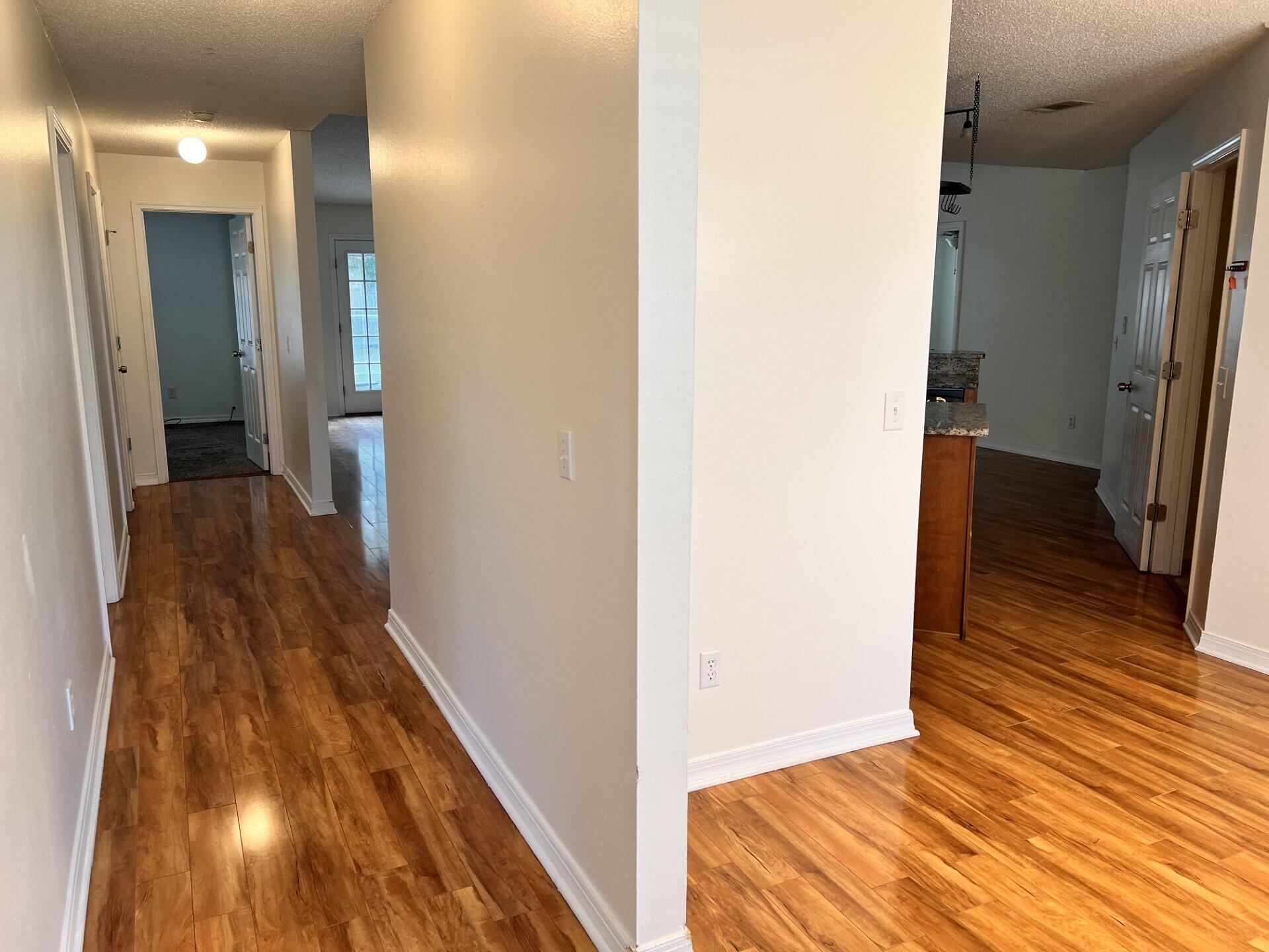 CHEROKEE BEND S/D PH 2 - Residential