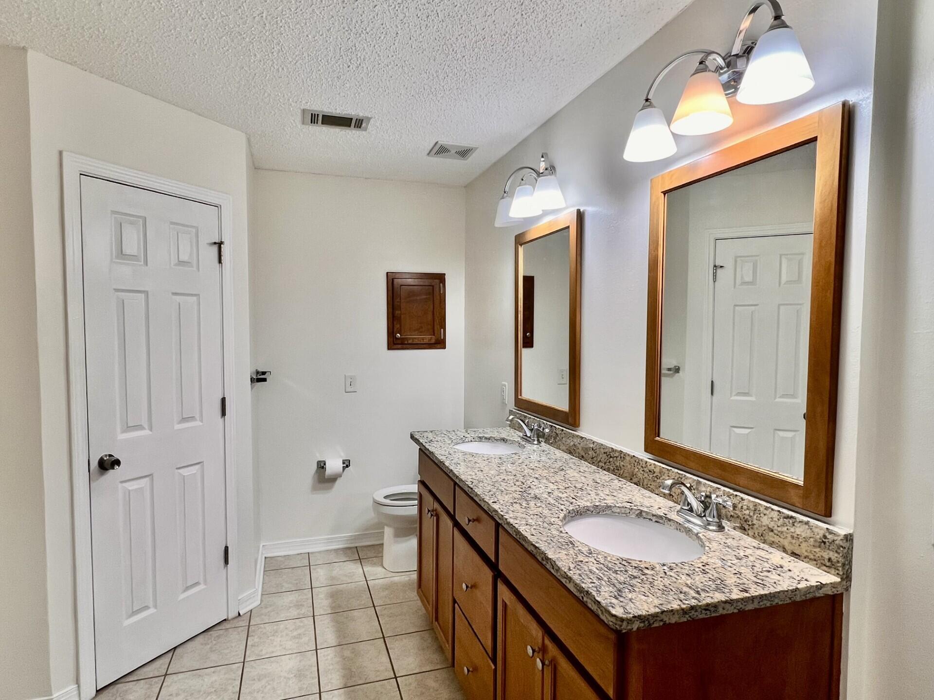 CHEROKEE BEND S/D PH 2 - Residential