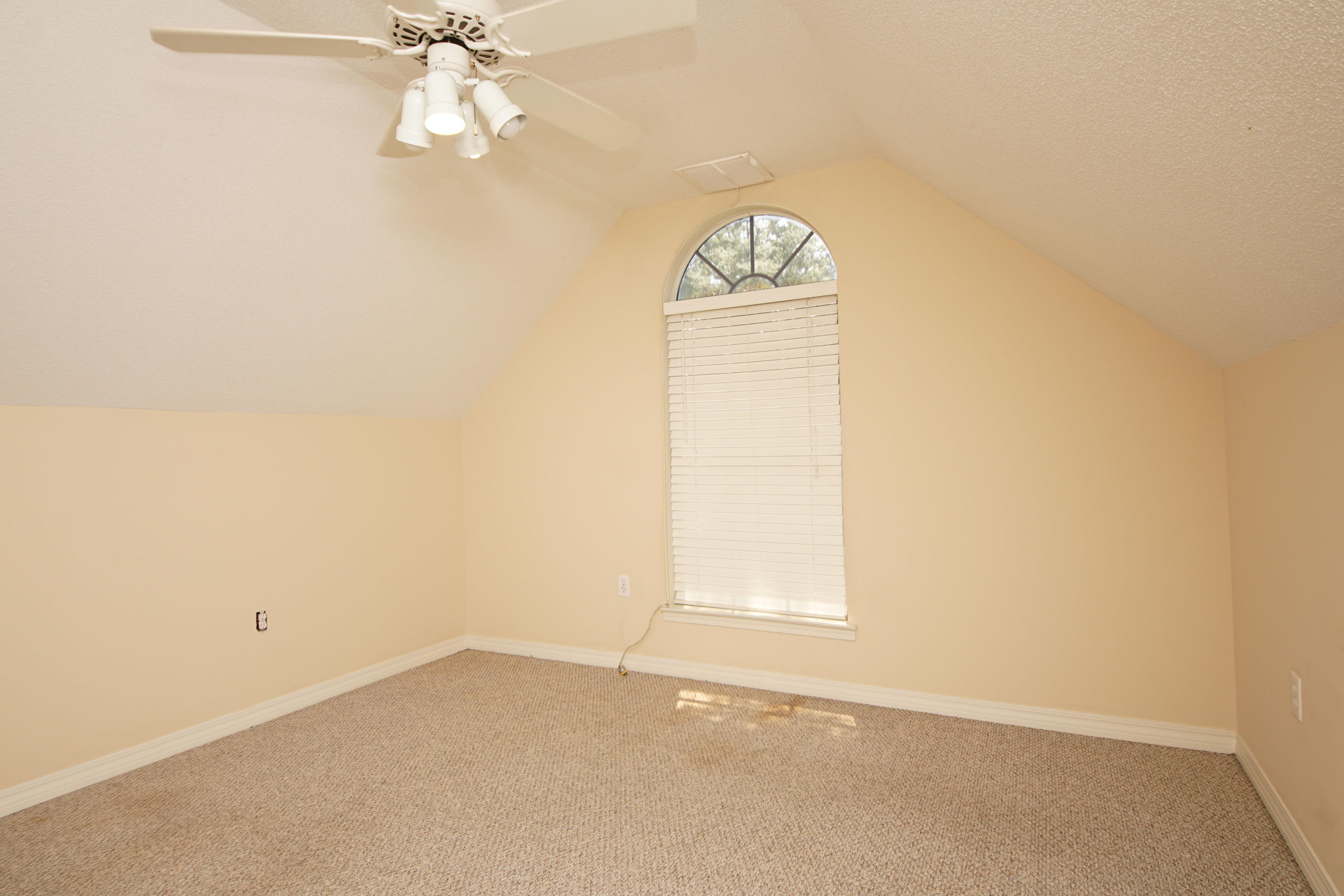 PARKWOOD PLACE AT BLUEWATER BAY - Residential