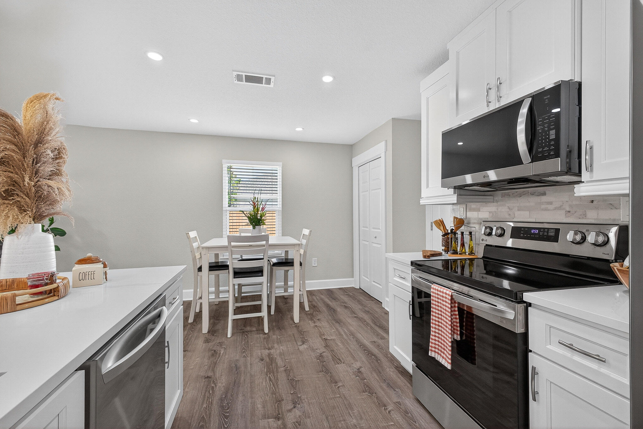 FAIRCHILD ESTATES - Residential